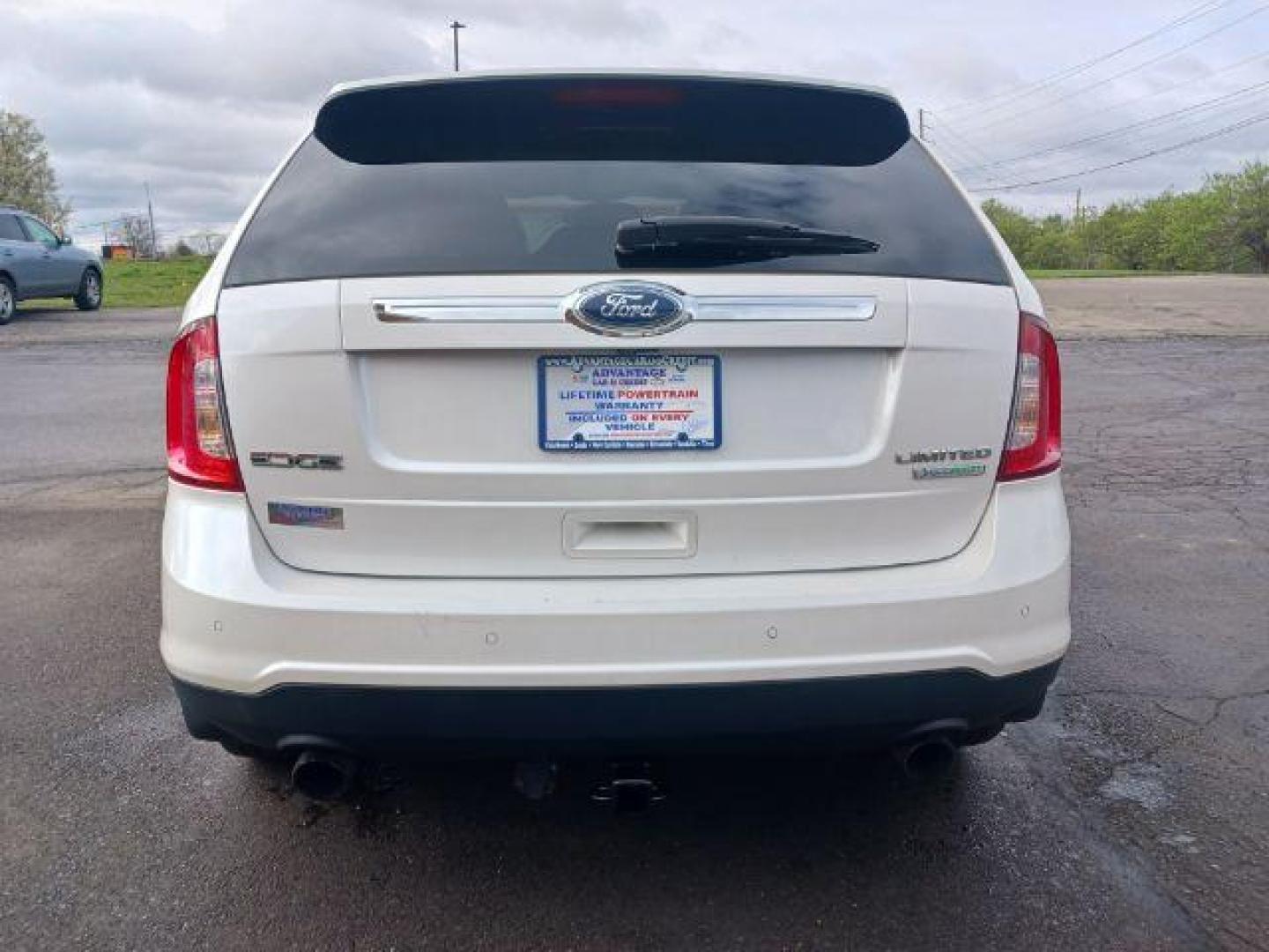 2013 White Platinum Tricoat Metallic Ford Edge Limited FWD (2FMDK3K96DB) with an 2.0L L4 DOHC 16V engine, 6-Speed Automatic transmission, located at 1184 Kauffman Ave, Fairborn, OH, 45324, (937) 908-9800, 39.807365, -84.029114 - Photo#5