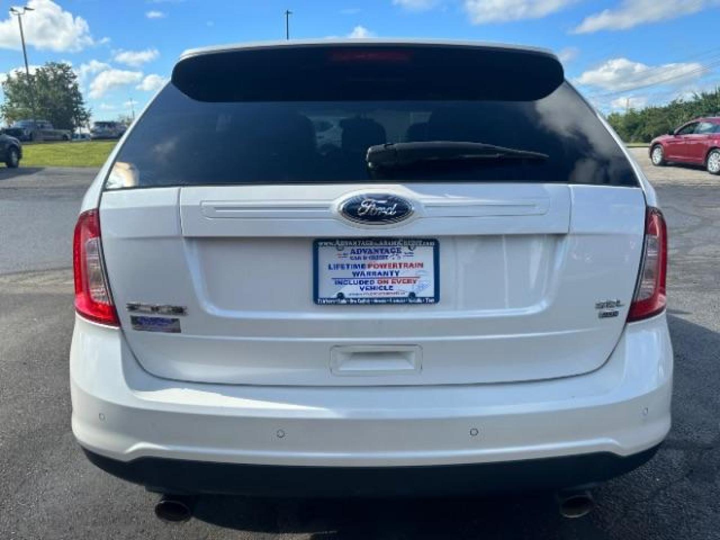 2013 White Suede Ford Edge SEL AWD (2FMDK4JCXDB) with an 3.5L V6 DOHC 24V engine, 6-Speed Automatic transmission, located at 4508 South Dixie Dr, Moraine, OH, 45439, (937) 908-9800, 39.690136, -84.216438 - Photo#3