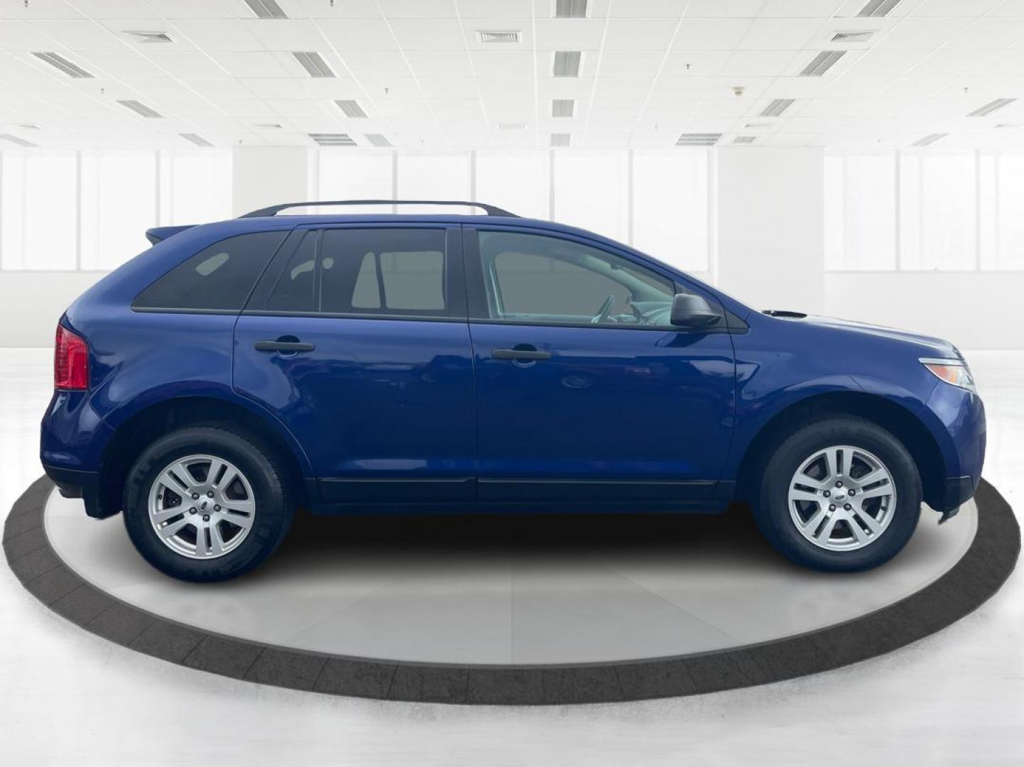 2013 Deep Impact Blue Metallic Ford Edge SE FWD (2FMDK3GC9DB) with an 3.5L V6 DOHC 24V engine, 6-Speed Automatic transmission, located at 4508 South Dixie Dr, Moraine, OH, 45439, (937) 908-9800, 39.690136, -84.216438 - Photo#1