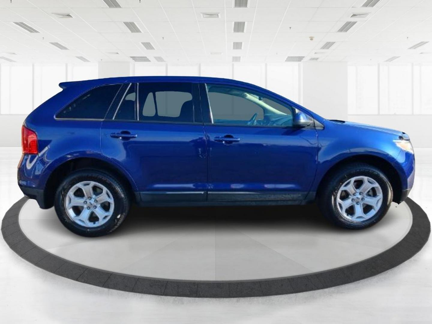 2013 Deep Impact Blue Metallic Ford Edge SEL AWD (2FMDK4JC4DB) with an 3.5L V6 DOHC 24V engine, 6-Speed Automatic transmission, located at 1230 East Main St, Xenia, OH, 45385, (937) 908-9800, 39.687321, -83.910294 - Photo#1