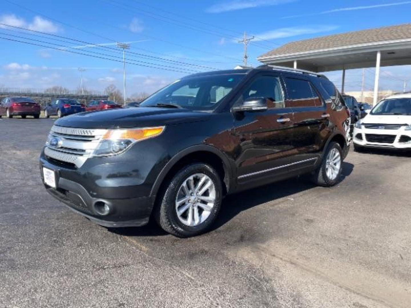 2013 Tuxedo Black Metallic Ford Explorer XLT 4WD (1FM5K8D83DG) with an 3.5L V6 DOHC 24V engine, 6-Speed Automatic transmission, located at 1951 S Dayton Lakeview Rd., New Carlisle, OH, 45344, (937) 908-9800, 39.890999, -84.050255 - Photo#1