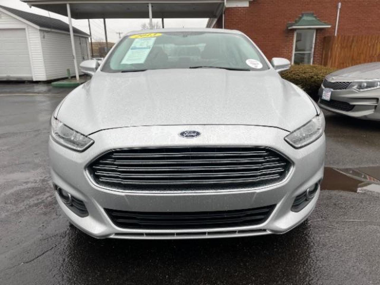 2013 Ingot Silver Ford Fusion SE (3FA6P0HR5DR) with an 1.6L L4 DOHC 16V engine, located at 1184 Kauffman Ave, Fairborn, OH, 45324, (937) 908-9800, 39.807365, -84.029114 - Photo#2