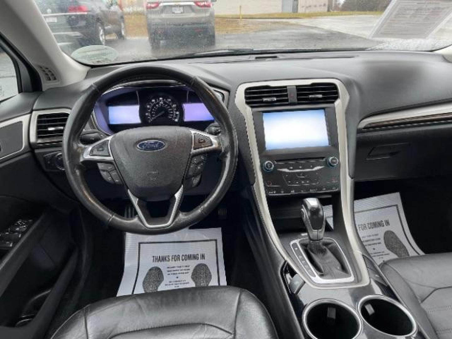 2013 Ingot Silver Ford Fusion SE (3FA6P0HR5DR) with an 1.6L L4 DOHC 16V engine, located at 1184 Kauffman Ave, Fairborn, OH, 45324, (937) 908-9800, 39.807365, -84.029114 - Photo#6