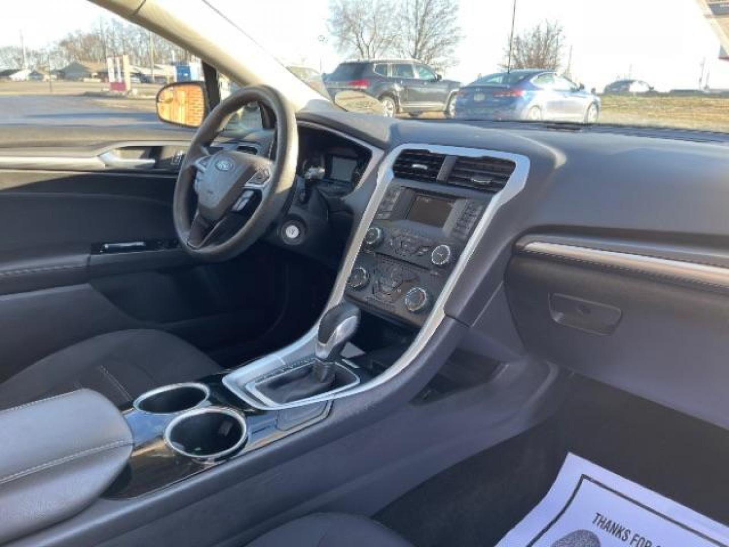 2013 Ginger Ale Ford Fusion SE (3FA6P0H73DR) with an 2.5L L4 DOHC 16V engine, located at 880 E. National Road, Vandalia, OH, 45377, (937) 908-9800, 39.892189, -84.181015 - Photo#8