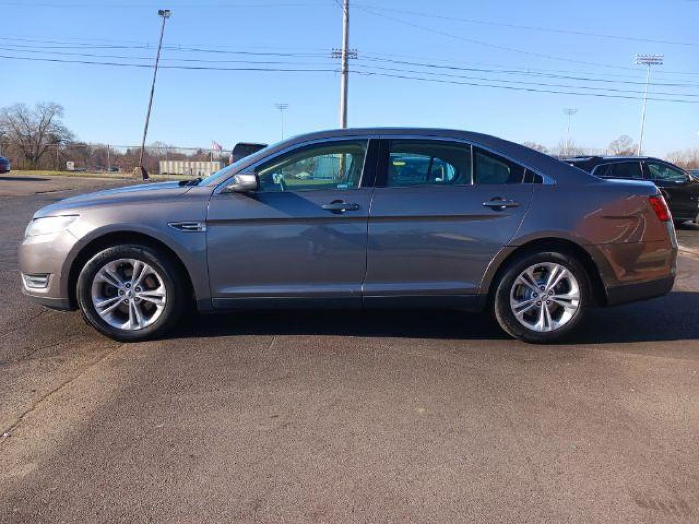 2013 Sterling Gray Metallic Ford Taurus SEL FWD (1FAHP2E81DG) with an 3.5L V6 DOHC 24V engine, 6-Speed Automatic transmission, located at 1099 N County Rd 25A, OH, 45373, (937) 908-9800, 40.057079, -84.212883 - Photo#3