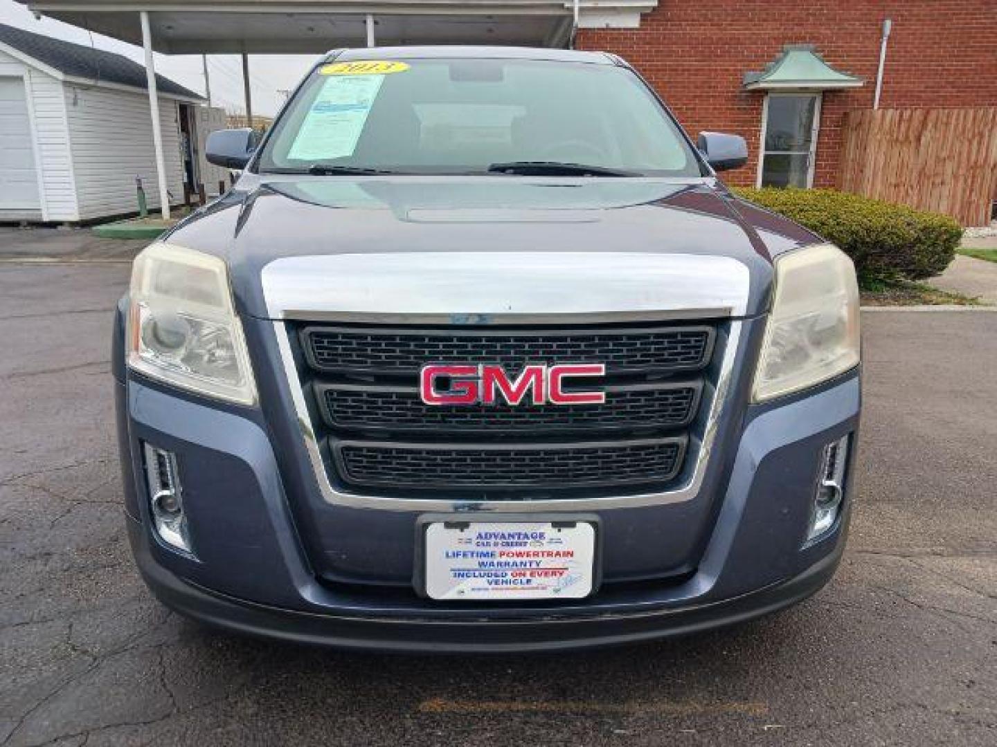 2013 Atlantis Blue Metallic GMC Terrain SLE1 AWD (2GKFLREK4D6) with an 2.4L L4 DOHC 16V FFV engine, 6-Speed Automatic transmission, located at 4508 South Dixie Dr, Moraine, OH, 45439, (937) 908-9800, 39.690136, -84.216438 - Photo#4