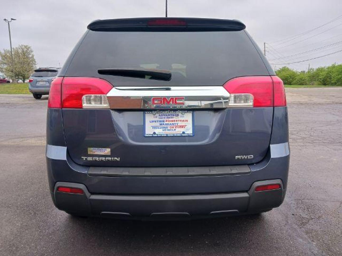 2013 Atlantis Blue Metallic GMC Terrain SLE1 AWD (2GKFLREK4D6) with an 2.4L L4 DOHC 16V FFV engine, 6-Speed Automatic transmission, located at 4508 South Dixie Dr, Moraine, OH, 45439, (937) 908-9800, 39.690136, -84.216438 - Photo#5