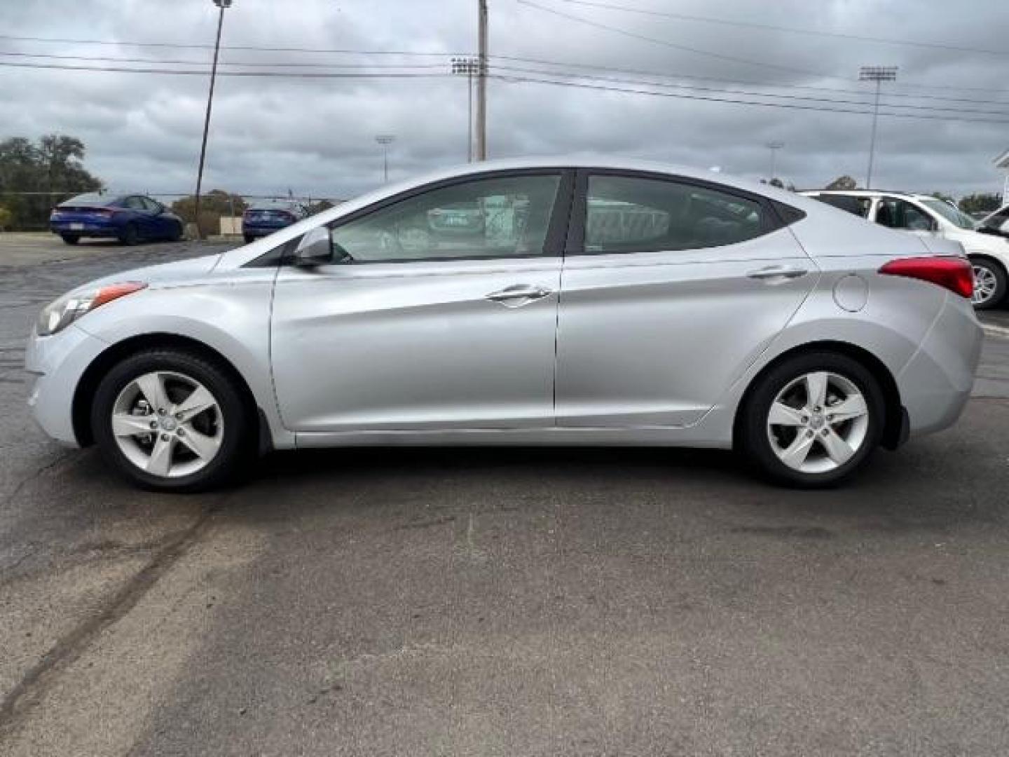 2013 Radiant Silver Metallic Hyundai Elantra GLS A/T (KMHDH4AE5DU) with an 1.8L L4 DOHC 16V engine, 6-Speed Automatic transmission, located at 401 Woodman Dr, Riverside, OH, 45431, (937) 908-9800, 39.763779, -84.122063 - Photo#3