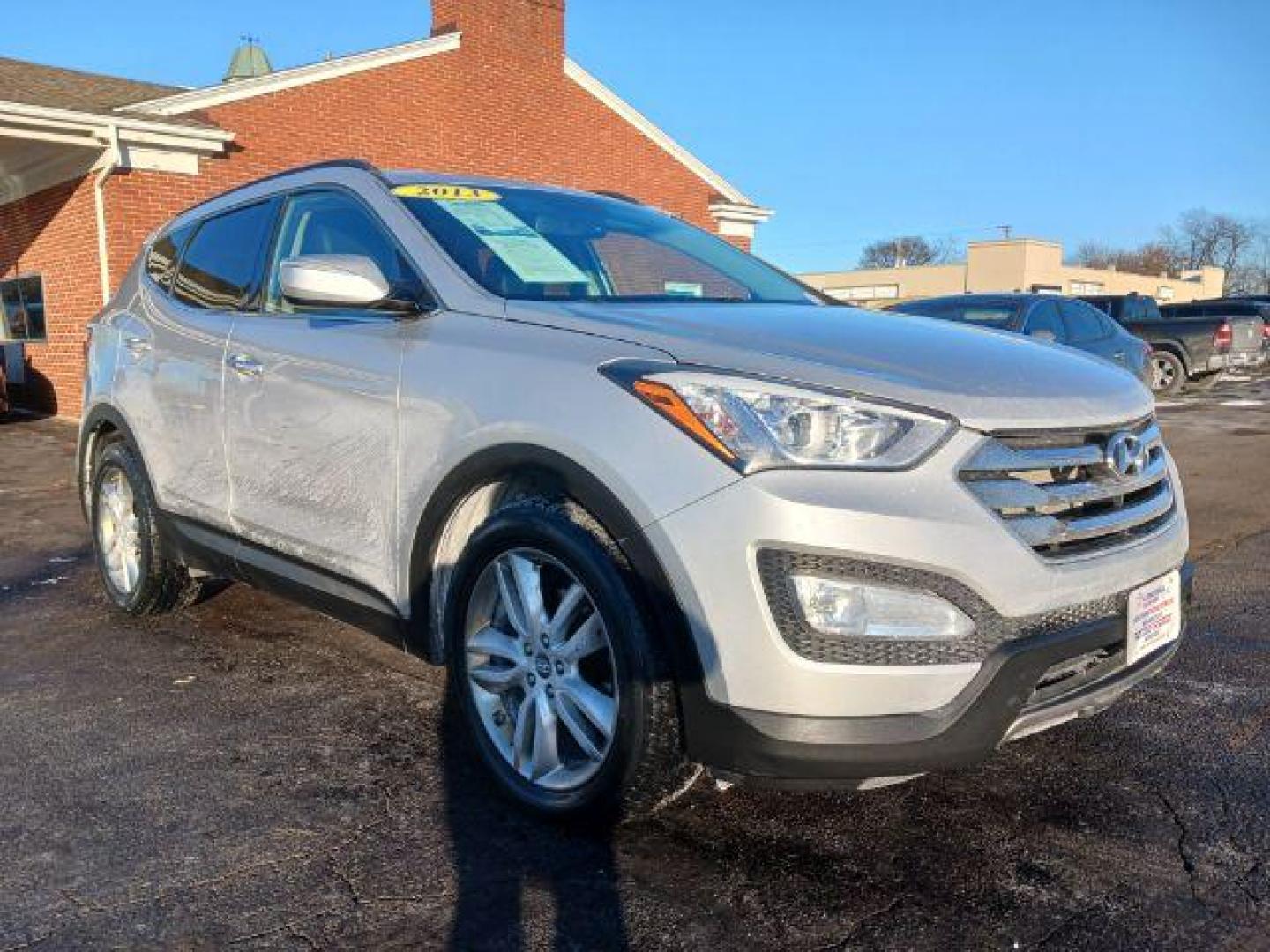 2013 Moonstone Silver Hyundai Santa Fe Sport 2.0 AWD (5XYZUDLA4DG) with an 2.0L L4 DOHC 16V engine, 6-Speed Automatic transmission, located at 1230 East Main St, Xenia, OH, 45385, (937) 908-9800, 39.687321, -83.910294 - Photo#0