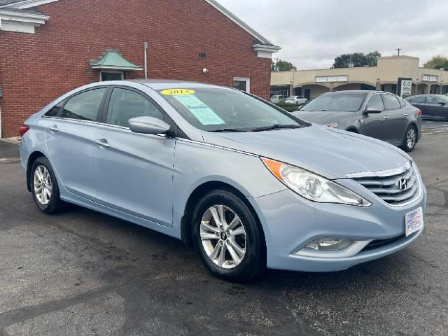 2013 Blue Hyundai Sonata GLS (5NPEB4AC8DH) with an 2.4L L4 DOHC 16V engine, 6-Speed Automatic transmission, located at 401 Woodman Dr, Riverside, OH, 45431, (937) 908-9800, 39.763779, -84.122063 - Photo#0