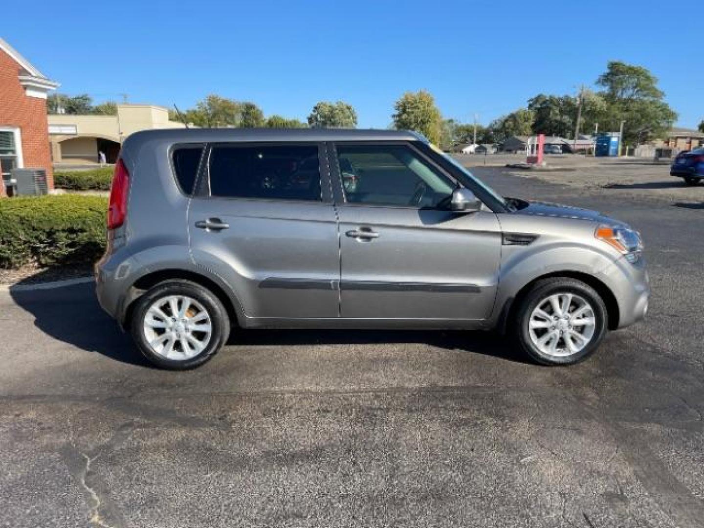 2013 Bright Silver Metallic Kia Soul + (KNDJT2A62D7) with an 2.0L L4 DOHC 16V engine, located at 880 E. National Road, Vandalia, OH, 45377, (937) 908-9800, 39.892189, -84.181015 - Photo#3