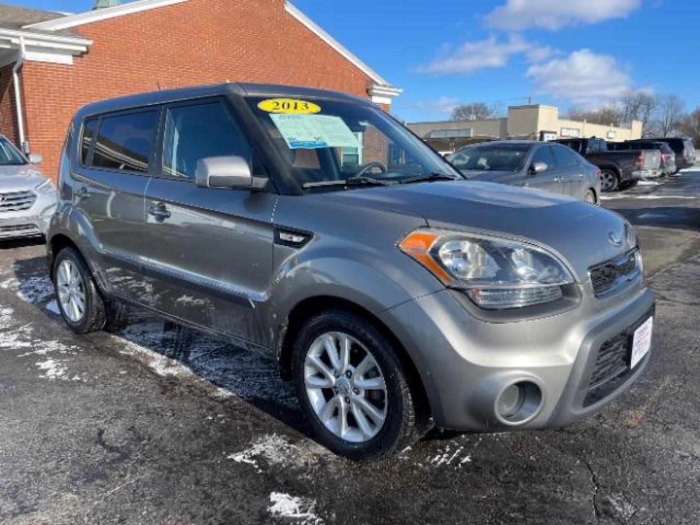 2013 Bright Silver Metallic Kia Soul Base (KNDJT2A57D7) with an 1.6L L4 DOHC 16V engine, 5-Speed Manual transmission, located at 4508 South Dixie Dr, Moraine, OH, 45439, (937) 908-9800, 39.690136, -84.216438 - Photo#0