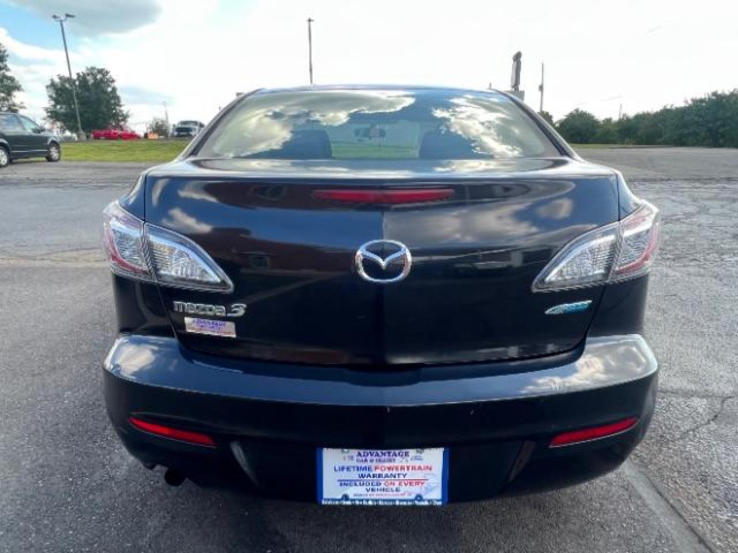 2013 Black Mica Mazda MAZDA3 i Sport 4-Door (JM1BL1U76D1) with an 2.0L L4 DOHC 16V engine, located at 1099 N County Rd 25A, OH, 45373, (937) 908-9800, 40.057079, -84.212883 - Photo#3