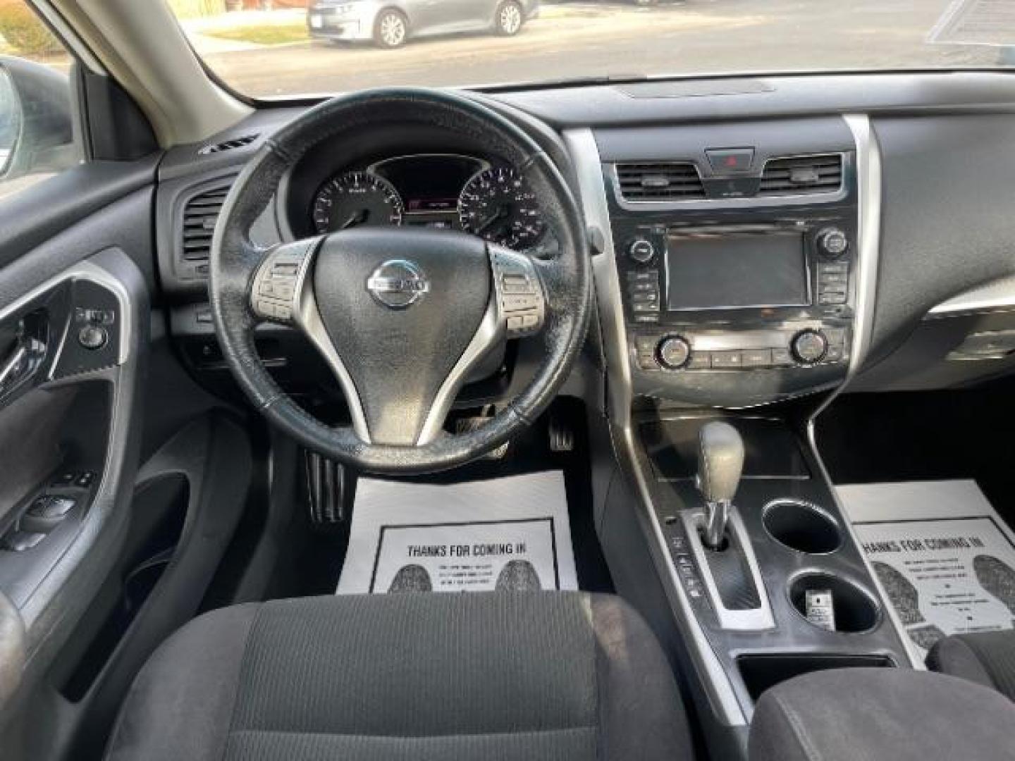 2013 Pearl White Nissan Altima 2.5 SV (1N4AL3AP4DN) with an 2.5L L4 DOHC 16V engine, located at 1184 Kauffman Ave, Fairborn, OH, 45324, (937) 908-9800, 39.807365, -84.029114 - Photo#7