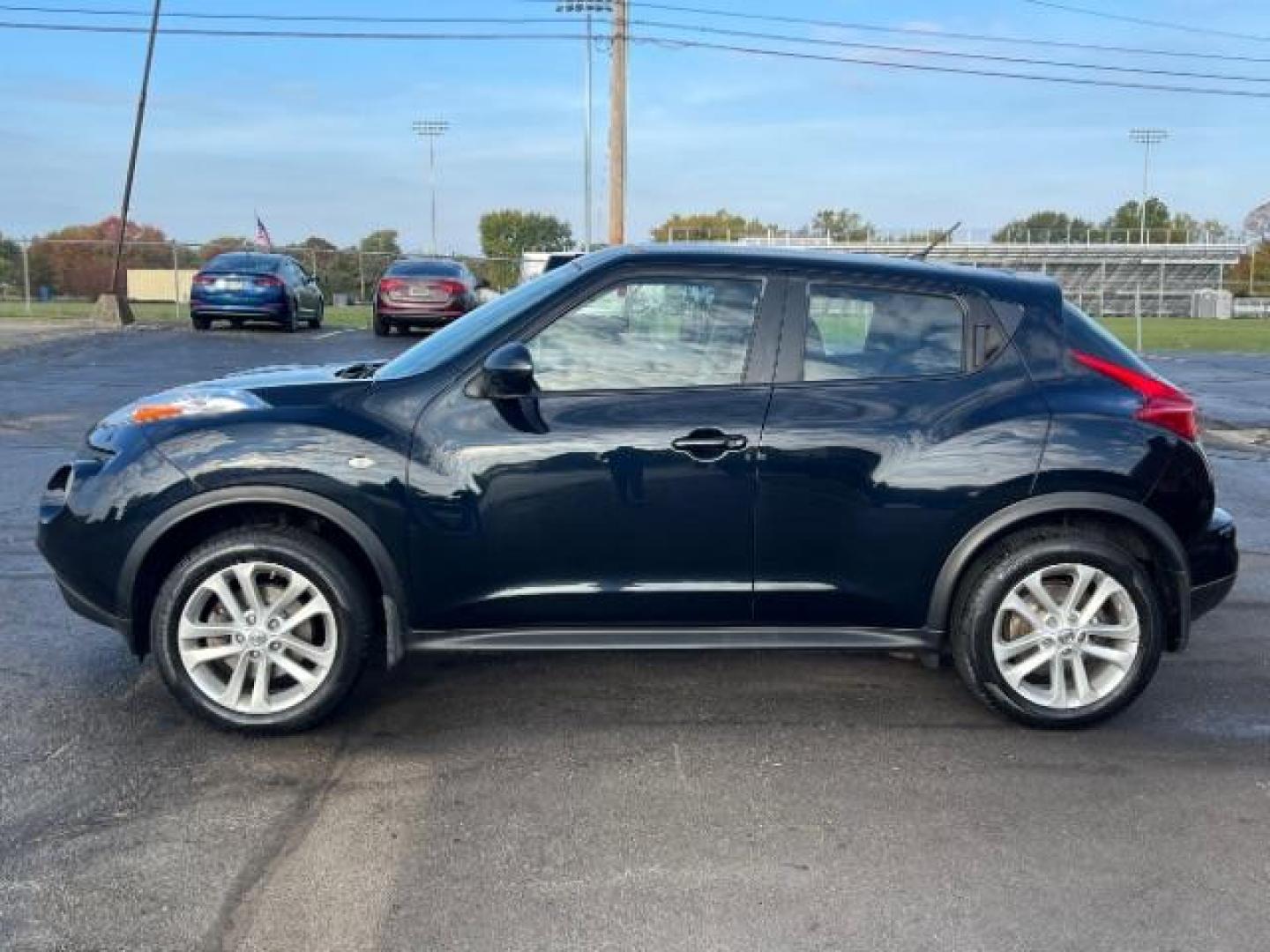 2013 Sapphire Black Nissan Juke S AWD (JN8AF5MV2DT) with an 1.6L L4 DOHC 16V engine, Continuously Variable Transmission transmission, located at 1184 Kauffman Ave, Fairborn, OH, 45324, (937) 908-9800, 39.807365, -84.029114 - Photo#3