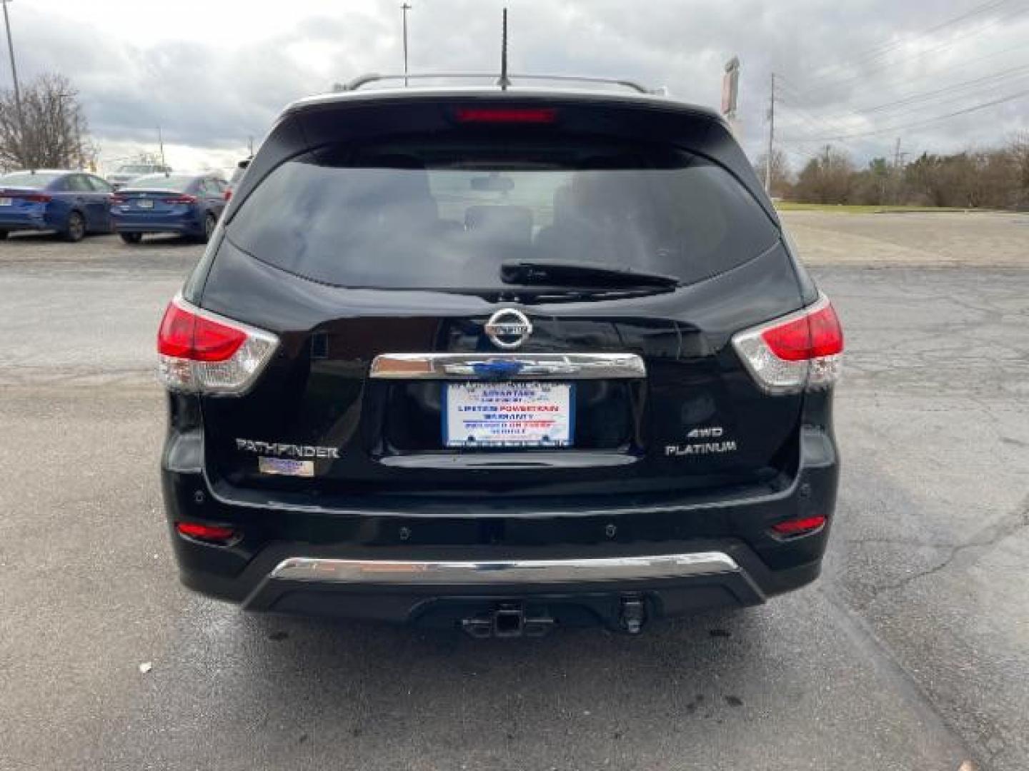 2013 Super Black Nissan Pathfinder Platinum 4WD (5N1AR2MM9DC) with an 3.5L V6 DOHC 24V engine, Continuously Variable Transmission transmission, located at 401 Woodman Dr, Riverside, OH, 45431, (937) 908-9800, 39.763779, -84.122063 - Photo#4