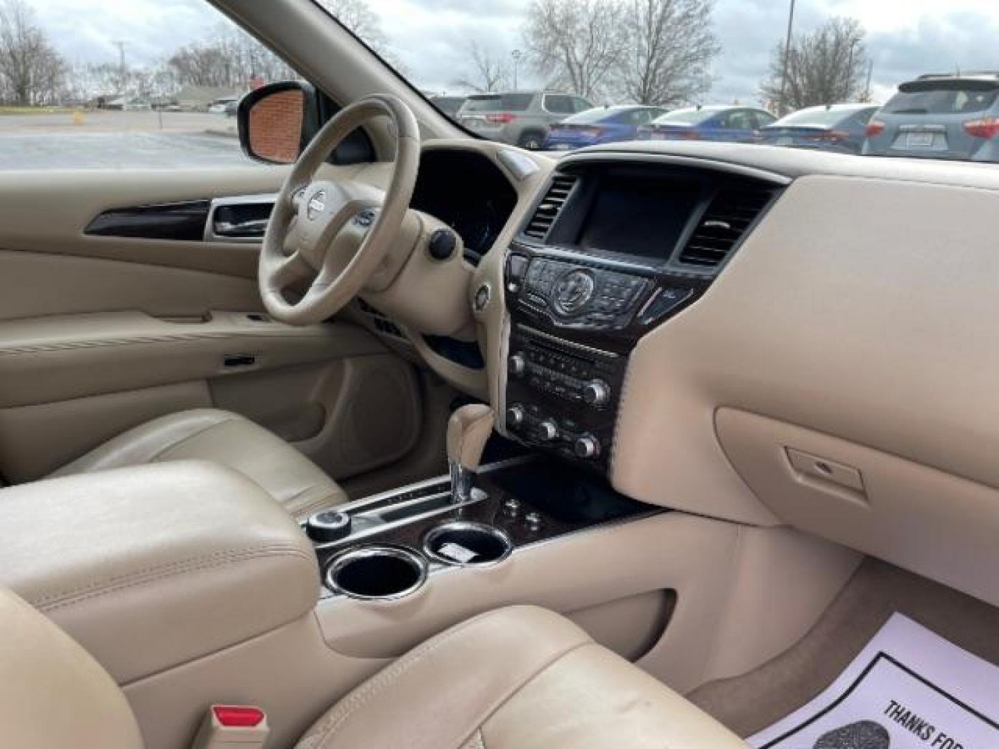 2013 Super Black Nissan Pathfinder Platinum 4WD (5N1AR2MM9DC) with an 3.5L V6 DOHC 24V engine, Continuously Variable Transmission transmission, located at 401 Woodman Dr, Riverside, OH, 45431, (937) 908-9800, 39.763779, -84.122063 - Photo#8