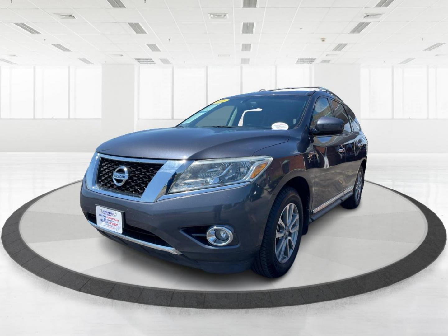 2013 Gray Nissan Pathfinder SL (5N1AR2MM8DC) , located at 1951 S Dayton Lakeview Rd., New Carlisle, OH, 45344, (937) 908-9800, 39.890999, -84.050255 - Photo#7