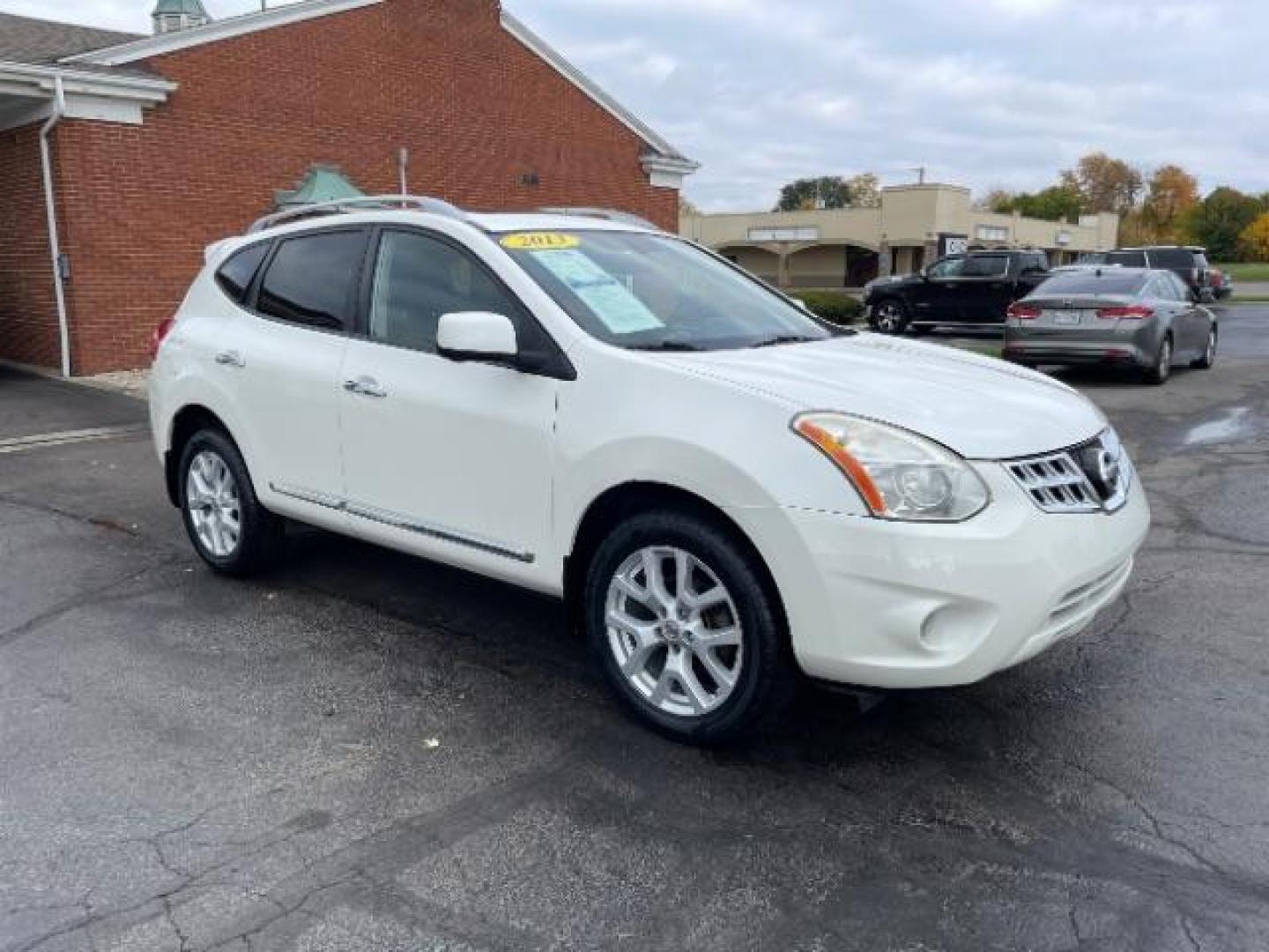 2013 Pearl White Nissan Rogue S AWD (JN8AS5MVXDW) with an 2.5L L4 DOHC 16V engine, Continuously Variable Transmission transmission, located at 1230 East Main St, Xenia, OH, 45385, (937) 908-9800, 39.687321, -83.910294 - Photo#0