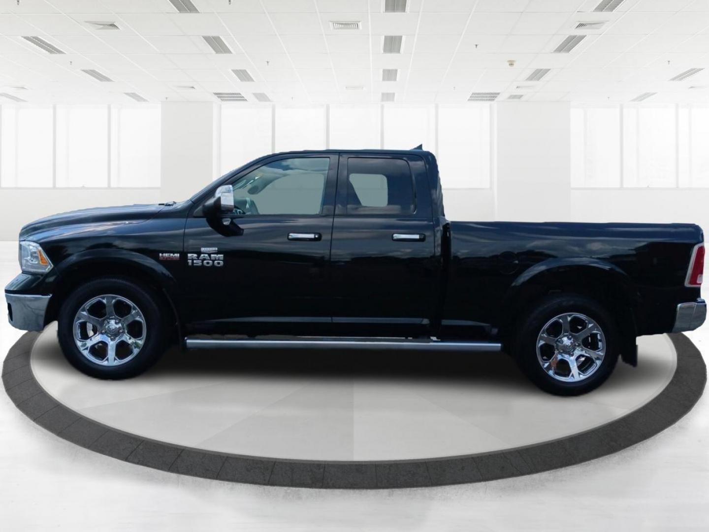 2013 Black RAM 1500 (1C6RR7JT5DS) with an 5.7L V8 OHV 16V engine, 6-Speed Automatic transmission, located at 1230 East Main St, Xenia, OH, 45385, (937) 908-9800, 39.687321, -83.910294 - Photo#5