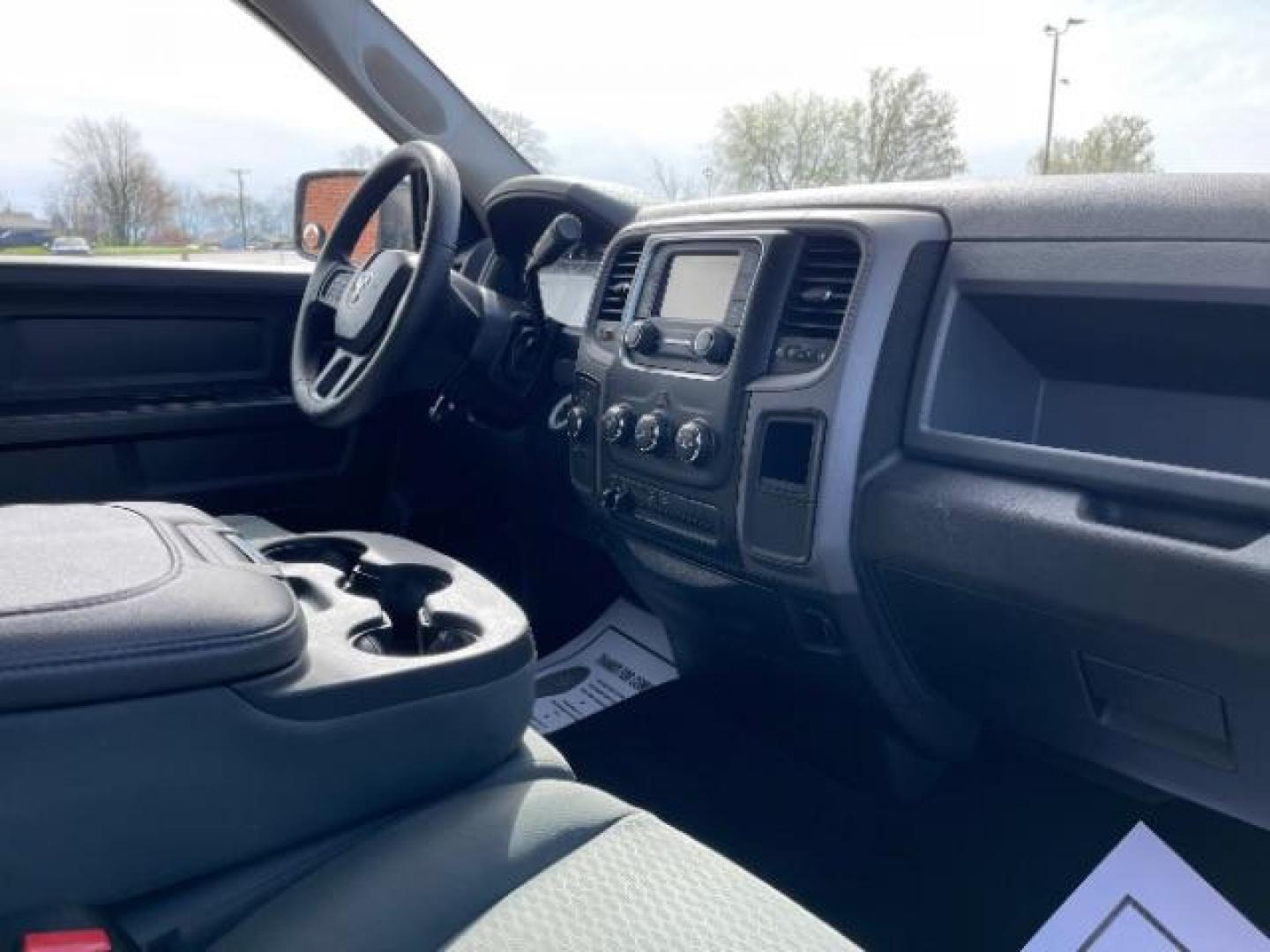 2013 Mineral Gray Metallic RAM 1500 Tradesman Quad Cab 4WD (1C6RR7FT8DS) with an 5.7L V8 OHV 16V engine, 6-Speed Automatic transmission, located at 1230 East Main St, Xenia, OH, 45385, (937) 908-9800, 39.687321, -83.910294 - Photo#8