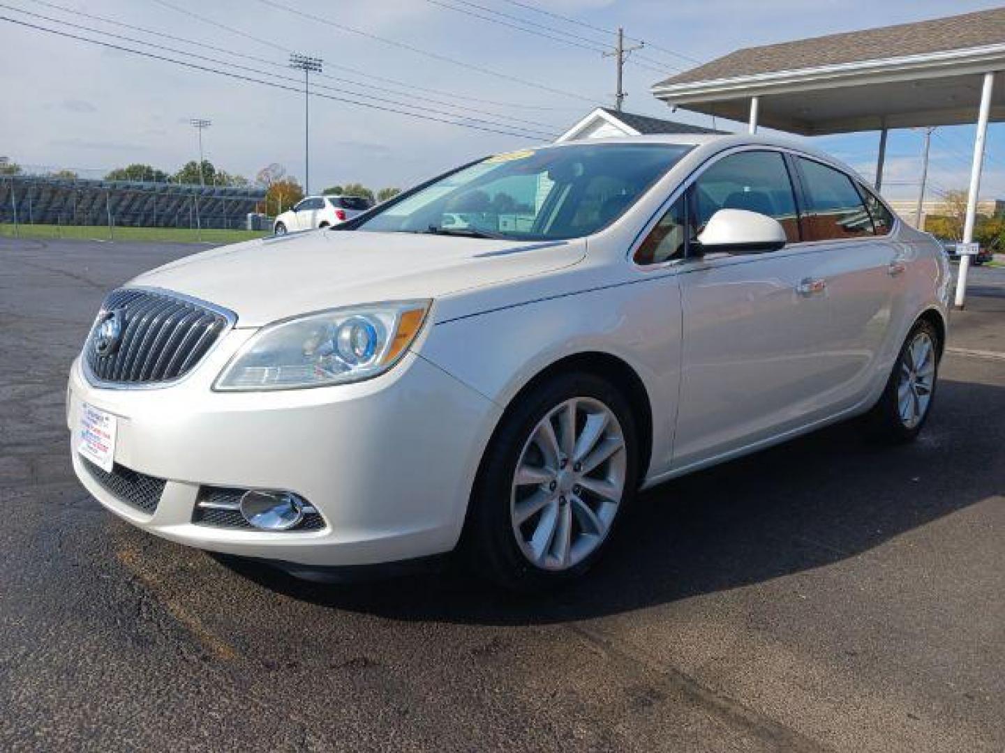 2014 Summit White Buick Verano Leather (1G4PS5SK2E4) with an 2.4L L4 DOHC 16V FFV engine, 6-Speed Automatic transmission, located at 880 E. National Road, Vandalia, OH, 45377, (937) 908-9800, 39.892189, -84.181015 - Photo#2