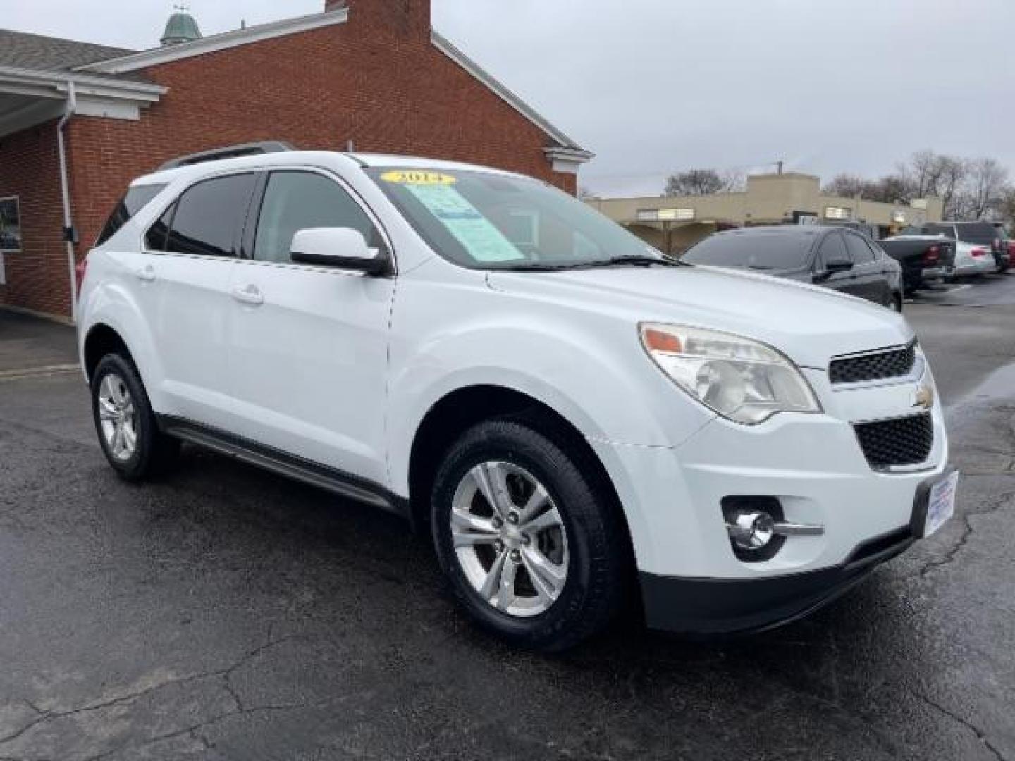 2014 White Diamond Tricoat Chevrolet Equinox 2LT 2WD (2GNALCEK5E6) with an 2.4L L4 DOHC 16V FFV engine, 6-Speed Automatic transmission, located at 1184 Kauffman Ave, Fairborn, OH, 45324, (937) 908-9800, 39.807365, -84.029114 - Photo#0