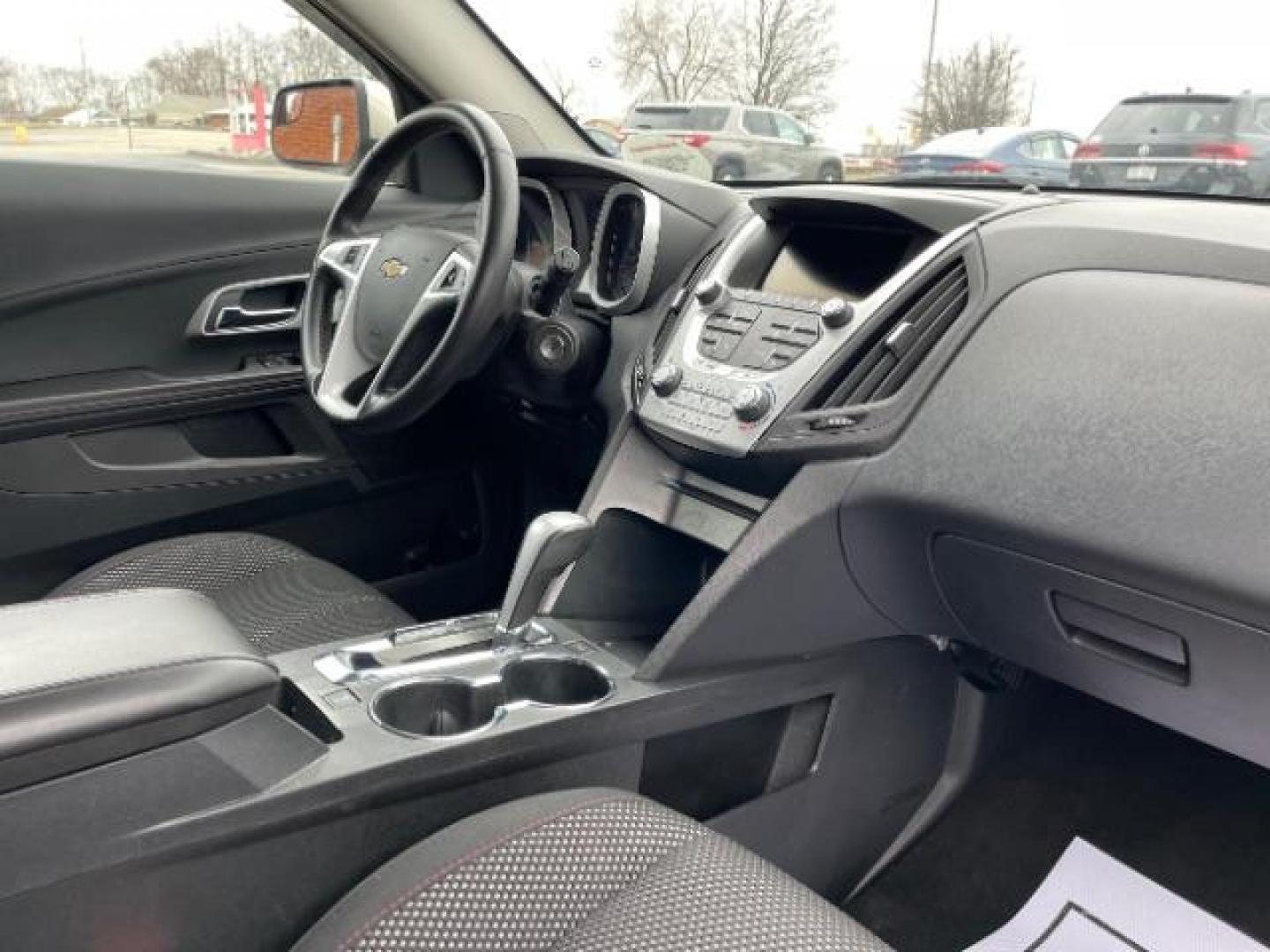 2014 Champagne Silver Metallic Chevrolet Equinox 1LT 2WD (2GNALBEK0E6) with an 2.4L L4 DOHC 16V FFV engine, 6-Speed Automatic transmission, located at 401 Woodman Dr, Riverside, OH, 45431, (937) 908-9800, 39.763779, -84.122063 - Photo#8