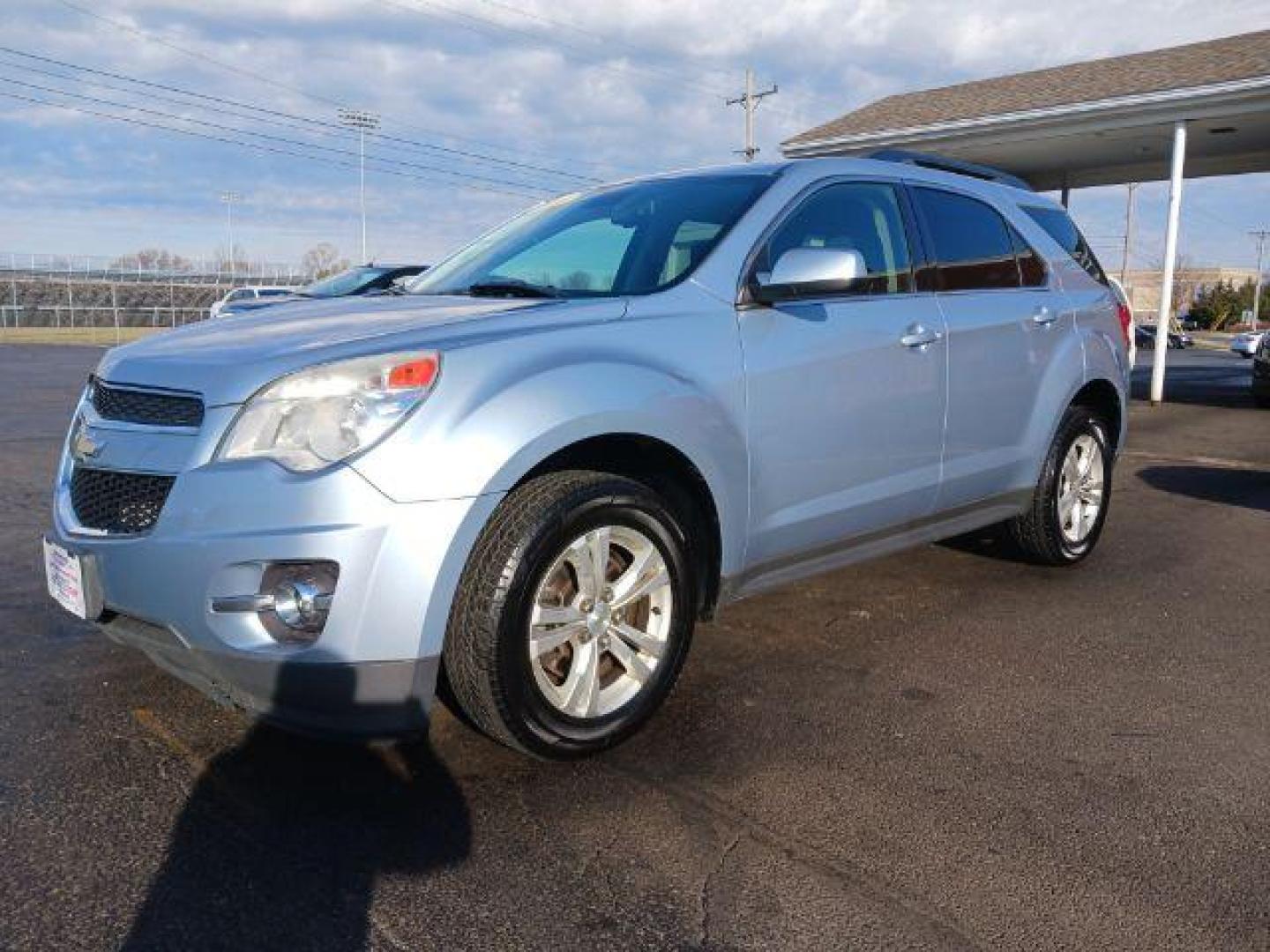 2014 Blue Chevrolet Equinox 2LT 2WD (2GNALCEK0E6) with an 2.4L L4 DOHC 16V FFV engine, 6-Speed Automatic transmission, located at 4508 South Dixie Dr, Moraine, OH, 45439, (937) 908-9800, 39.690136, -84.216438 - Photo#2