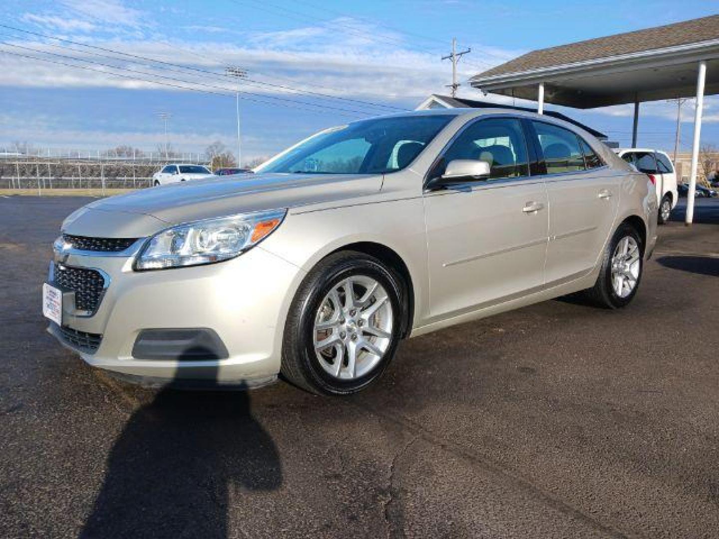 2014 Champagne Silver Metallic Chevrolet Malibu 1LT (1G11C5SL6EF) with an 2.5L L4 DOHC 16V engine, 6-Speed Automatic transmission, located at 880 E. National Road, Vandalia, OH, 45377, (937) 908-9800, 39.892189, -84.181015 - Photo#2