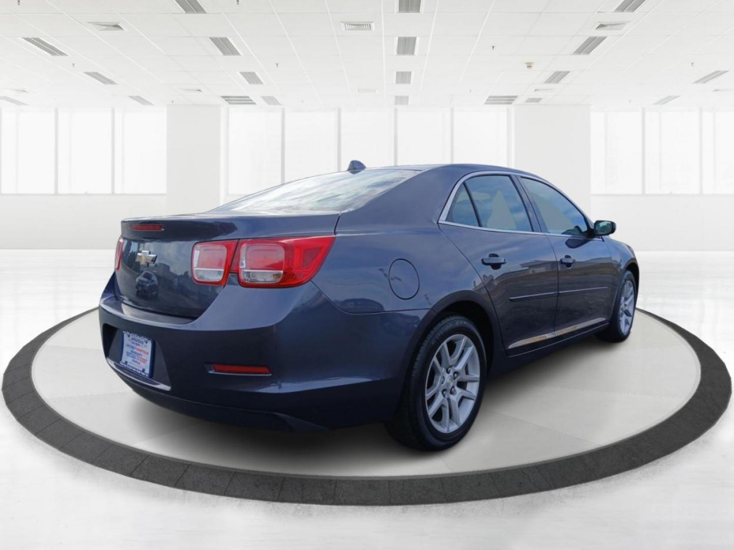 2014 Atlantis Blue Metallic Chevrolet Malibu 1LT (1G11C5SL5EF) with an 2.5L L4 DOHC 16V engine, 6-Speed Automatic transmission, located at 1184 Kauffman Ave, Fairborn, OH, 45324, (937) 908-9800, 39.807365, -84.029114 - Photo#2