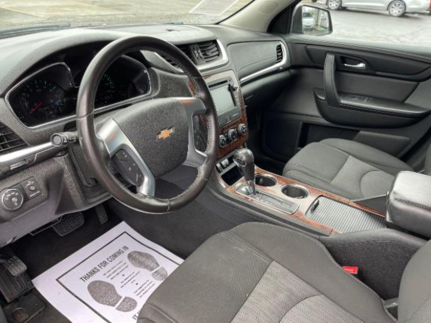 2014 Cyber Gray Metallic Chevrolet Traverse 1LT FWD (1GNKRGKD9EJ) with an 3.6L V6 DOHC 24V engine, 6-Speed Automatic transmission, located at 1951 S Dayton Lakeview Rd., New Carlisle, OH, 45344, (937) 908-9800, 39.890999, -84.050255 - Photo#6