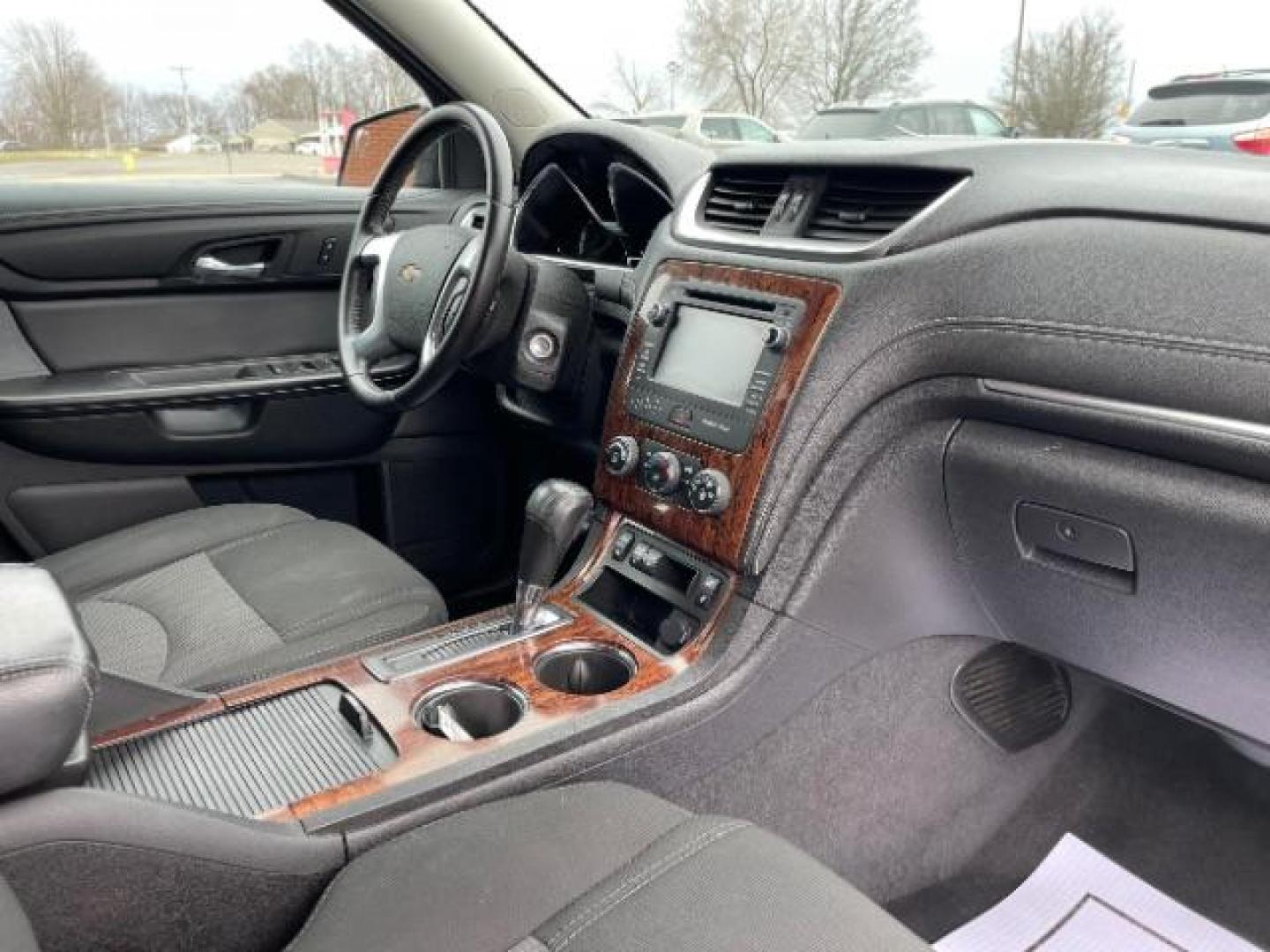 2014 Cyber Gray Metallic Chevrolet Traverse 1LT FWD (1GNKRGKD9EJ) with an 3.6L V6 DOHC 24V engine, 6-Speed Automatic transmission, located at 1951 S Dayton Lakeview Rd., New Carlisle, OH, 45344, (937) 908-9800, 39.890999, -84.050255 - Photo#8