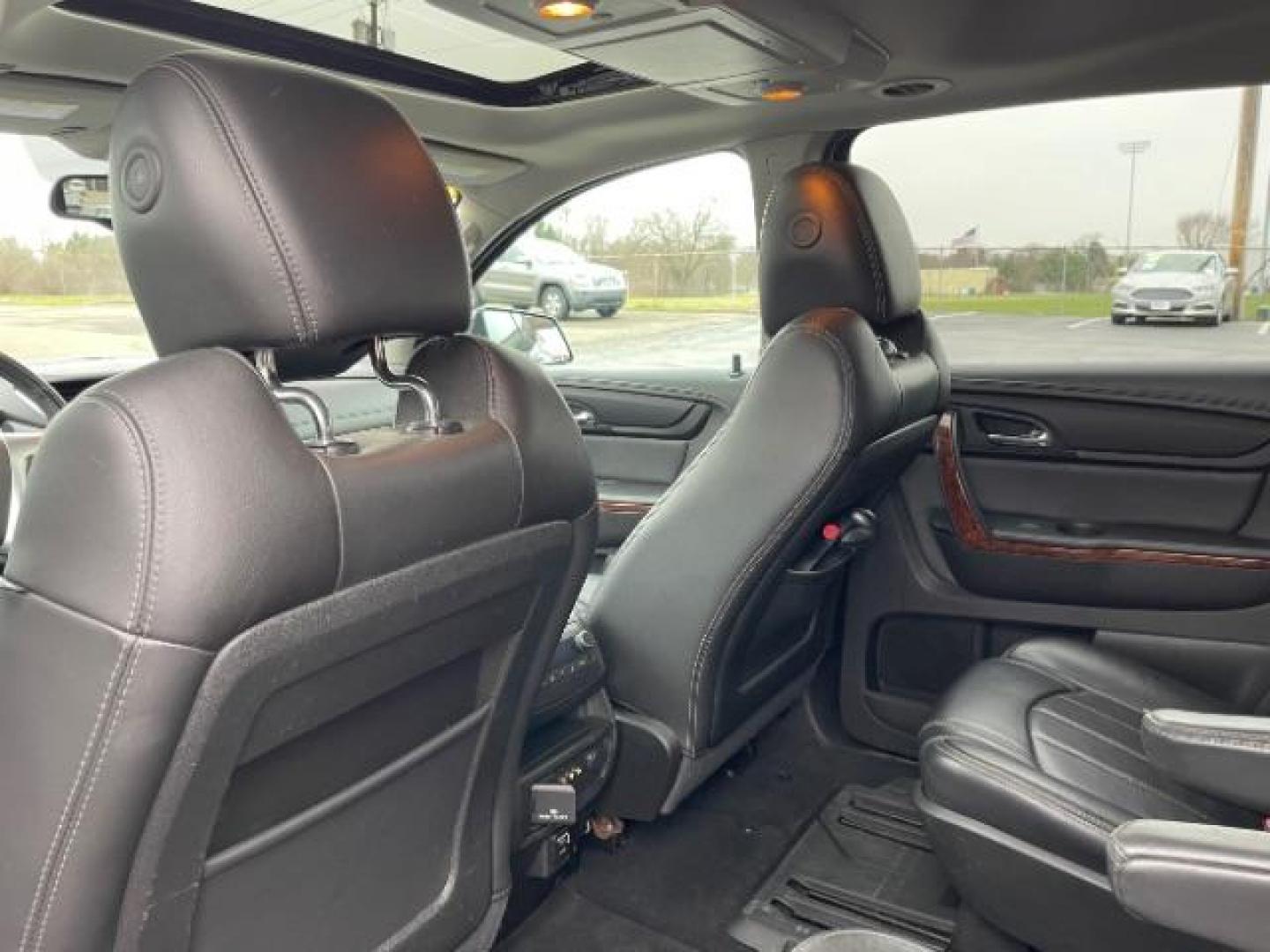 2014 Cyber Gray Metallic Chevrolet Traverse LTZ AWD (1GNKVJKD8EJ) with an 3.6L V6 DOHC 24V engine, 6-Speed Automatic transmission, located at 401 Woodman Dr, Riverside, OH, 45431, (937) 908-9800, 39.763779, -84.122063 - Photo#9