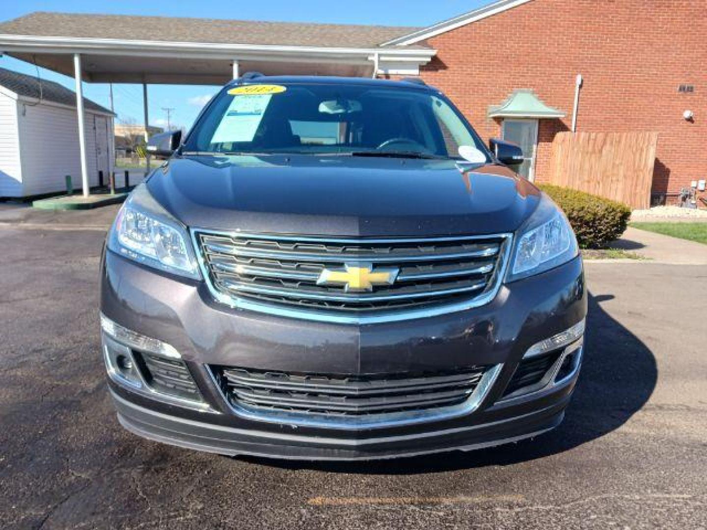 2014 Cyber Gray Metallic Chevrolet Traverse 1LT AWD (1GNKVGKD5EJ) with an 3.6L V6 DOHC 24V engine, 6-Speed Automatic transmission, located at 1230 East Main St, Xenia, OH, 45385, (937) 908-9800, 39.687321, -83.910294 - Photo#1