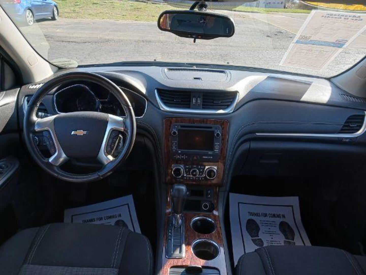 2014 Cyber Gray Metallic Chevrolet Traverse 1LT AWD (1GNKVGKD5EJ) with an 3.6L V6 DOHC 24V engine, 6-Speed Automatic transmission, located at 1230 East Main St, Xenia, OH, 45385, (937) 908-9800, 39.687321, -83.910294 - Photo#7