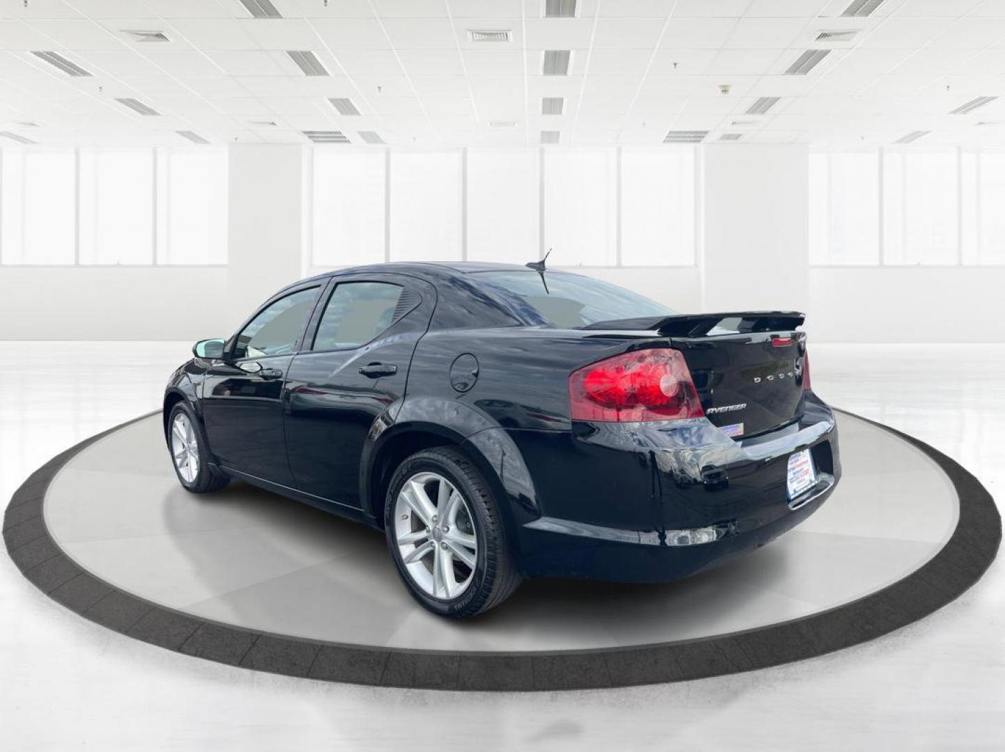 2014 Dodge Avenger SE (1C3CDZAB9EN) with an 2.4L L4 DOHC 16V engine, 4-Speed Automatic transmission, located at 8750 N County Rd 25A, Piqua, OH, 45356, (937) 908-9800, 40.164391, -84.232513 - 2014 Dodge Avenger SE - Photo#4