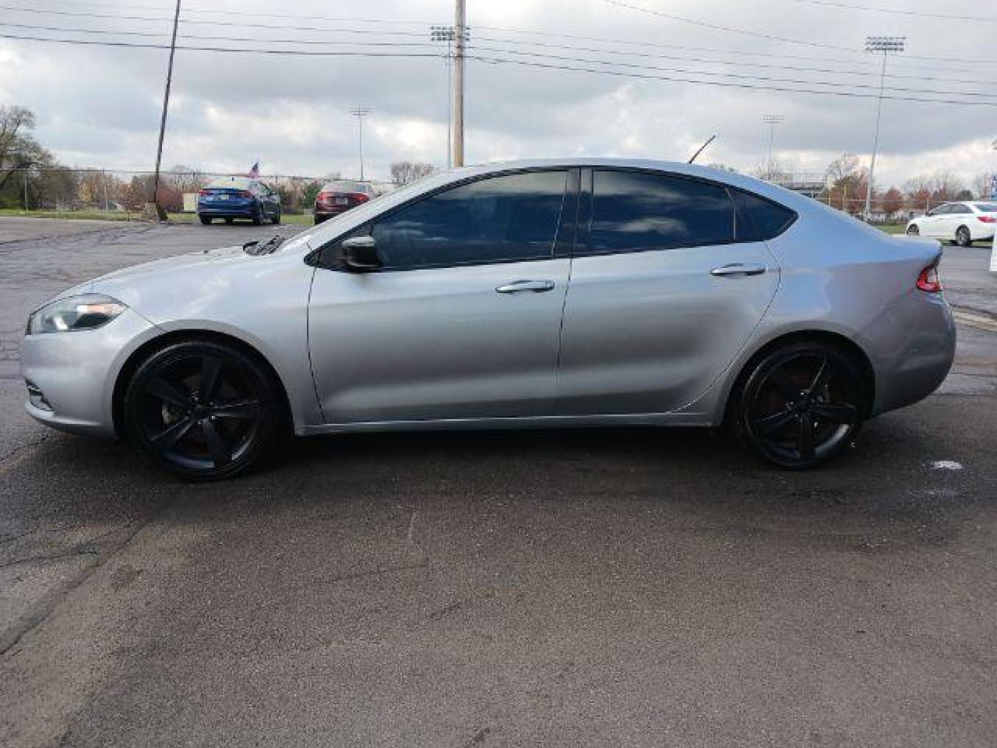 2014 Billet Silver Metallic CC Dodge Dart SXT (1C3CDFBB2ED) with an 2.4L L4 DOHC 16V engine, located at 1230 East Main St, Xenia, OH, 45385, (937) 908-9800, 39.687321, -83.910294 - Photo#3