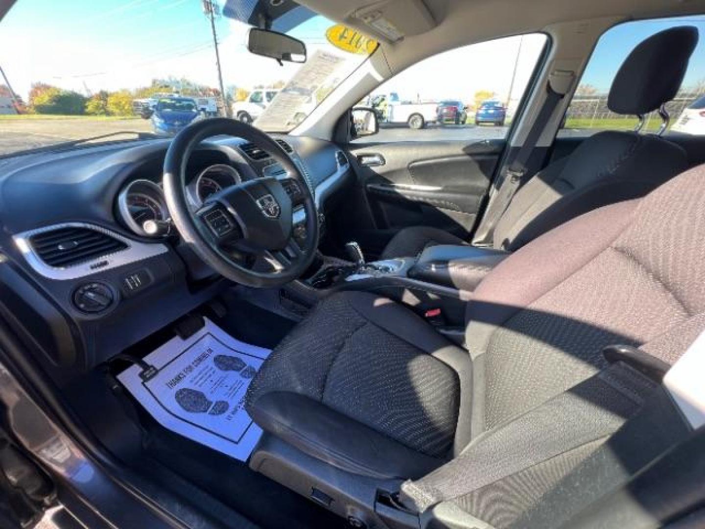 2014 Granite Crystal Met CC Dodge Journey SE (3C4PDCAB7ET) with an 2.4L L4 DOHC 16V engine, 4-Speed Automatic transmission, located at 880 E. National Road, Vandalia, OH, 45377, (937) 908-9800, 39.892189, -84.181015 - Photo#6