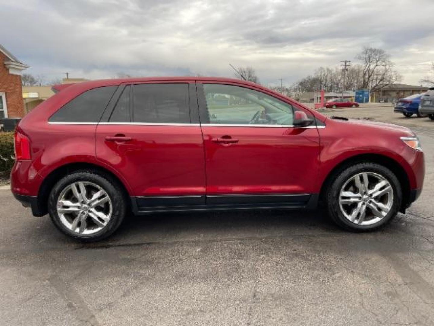 2014 Ruby Red Met Tinted CC Ford Edge Limited FWD (2FMDK3K94EB) with an 2.0L L4 DOHC 16V engine, 6-Speed Automatic transmission, located at 1951 S Dayton Lakeview Rd., New Carlisle, OH, 45344, (937) 908-9800, 39.890999, -84.050255 - Photo#3