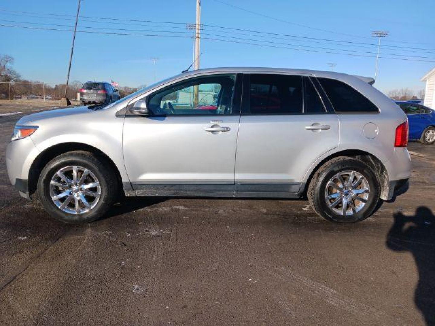 2014 Ingot Silver Metallic Ford Edge SEL AWD (2FMDK4JC8EB) with an 3.5L V6 DOHC 24V engine, 6-Speed Automatic transmission, located at 1951 S Dayton Lakeview Rd., New Carlisle, OH, 45344, (937) 908-9800, 39.890999, -84.050255 - Photo#3