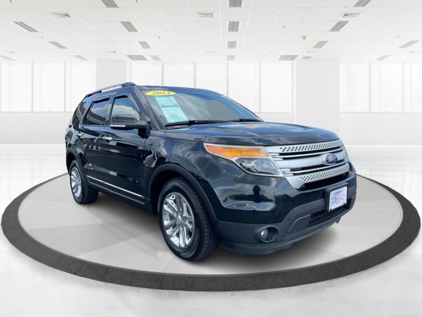 2014 Tuxedo Black Metallic Ford Explorer XLT FWD (1FM5K7D84EG) with an 3.5L V6 DOHC 24V engine, 6-Speed Automatic transmission, located at 4508 South Dixie Dr, Moraine, OH, 45439, (937) 908-9800, 39.690136, -84.216438 - Photo#0