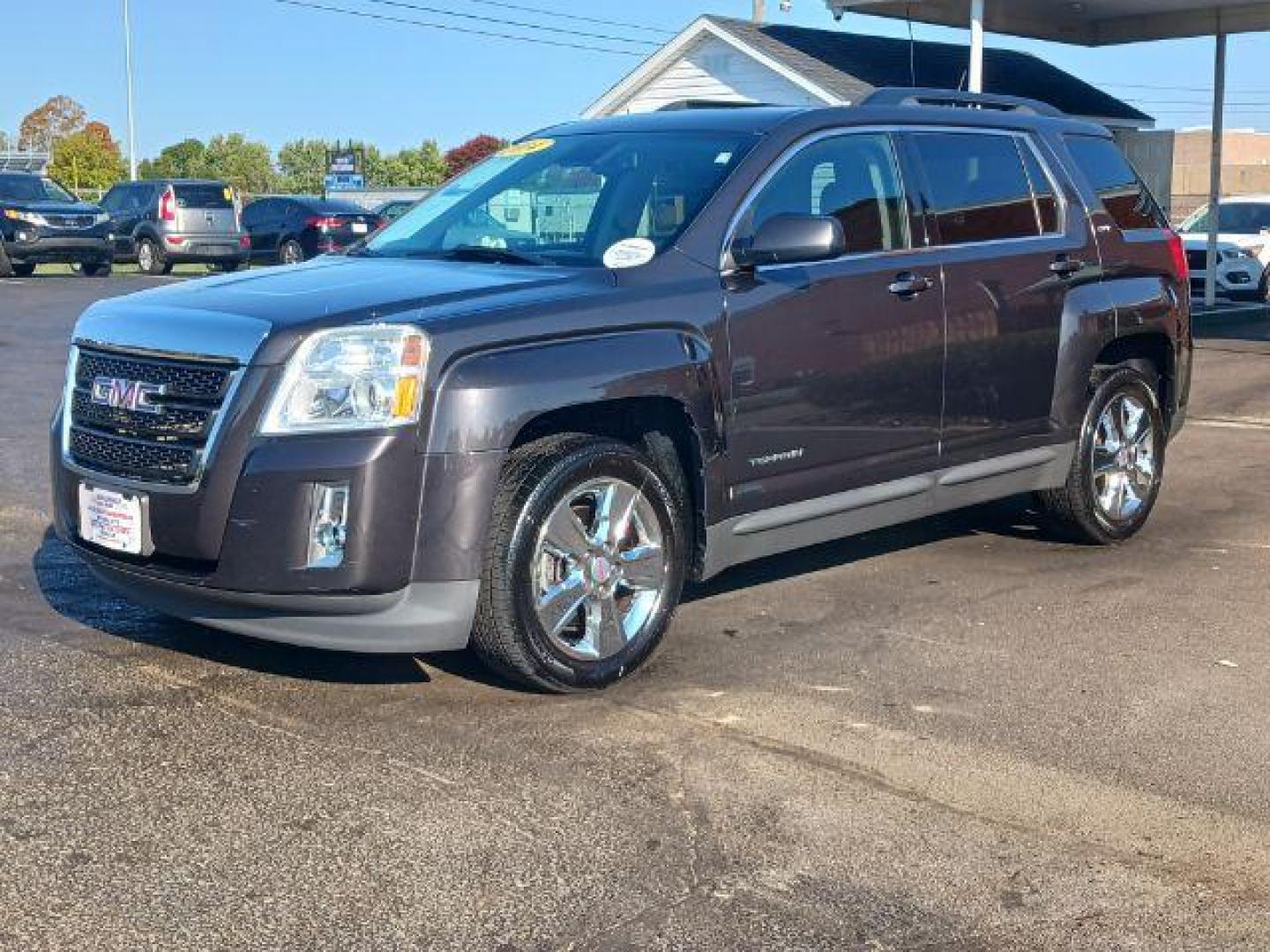 2014 Ashen Gray Metallic GMC Terrain SLT1 AWD (2GKFLXEK2E6) with an 2.4L L4 DOHC 16V FFV engine, 6-Speed Automatic transmission, located at 880 E. National Road, Vandalia, OH, 45377, (937) 908-9800, 39.892189, -84.181015 - Photo#2