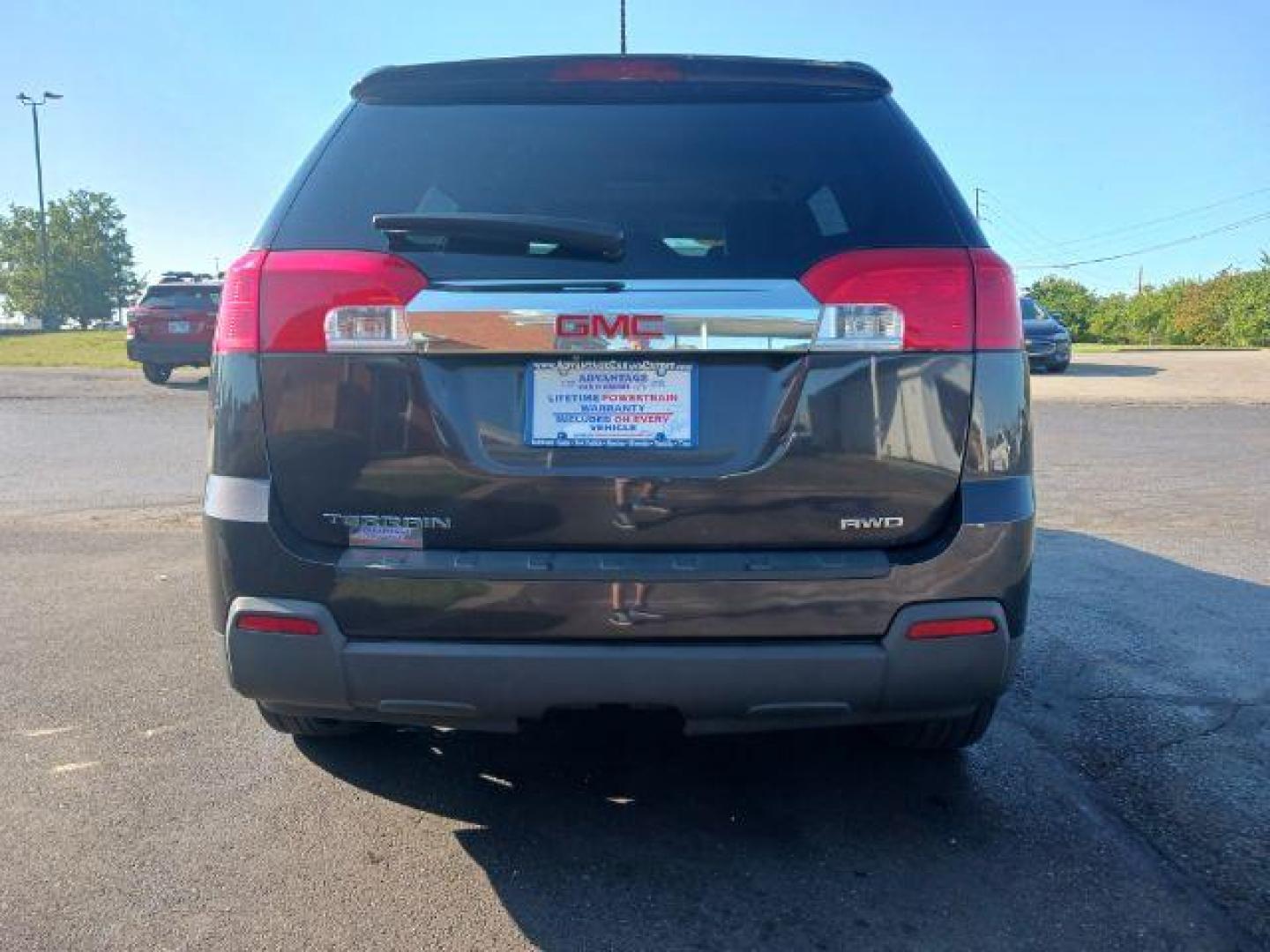 2014 Ashen Gray Metallic GMC Terrain SLT1 AWD (2GKFLXEK2E6) with an 2.4L L4 DOHC 16V FFV engine, 6-Speed Automatic transmission, located at 880 E. National Road, Vandalia, OH, 45377, (937) 908-9800, 39.892189, -84.181015 - Photo#5