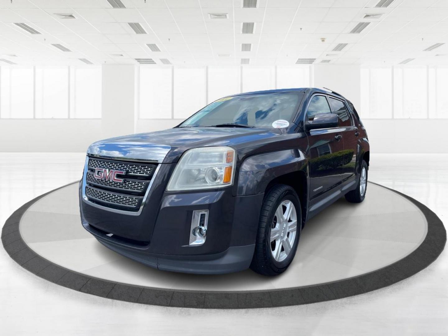 2014 Ashen Gray Metallic GMC Terrain (2GKFLWEK9E6) with an 2.4L L4 DOHC 16V FFV engine, 6-Speed Automatic transmission, located at 880 E. National Road, Vandalia, OH, 45377, (937) 908-9800, 39.892189, -84.181015 - Photo#7