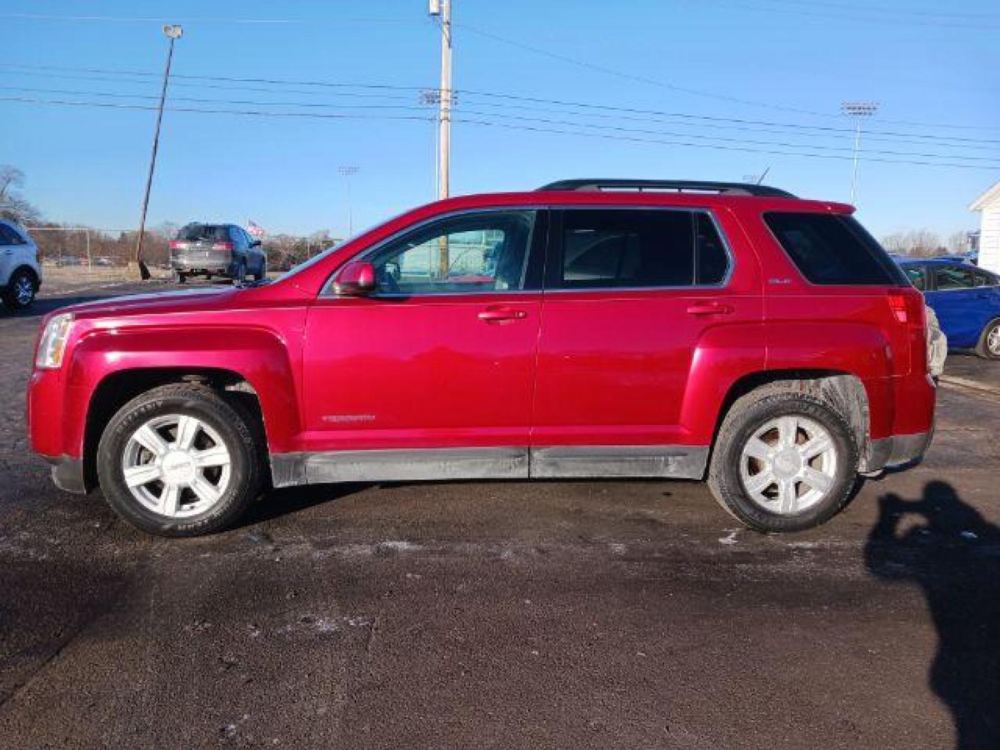 2014 Crystal Red Tintcoat GMC Terrain SLE2 FWD (2GKALREK7E6) with an 2.4L L4 DOHC 16V FFV engine, 6-Speed Automatic transmission, located at 1099 N County Rd 25A, OH, 45373, (937) 908-9800, 40.057079, -84.212883 - Photo#3