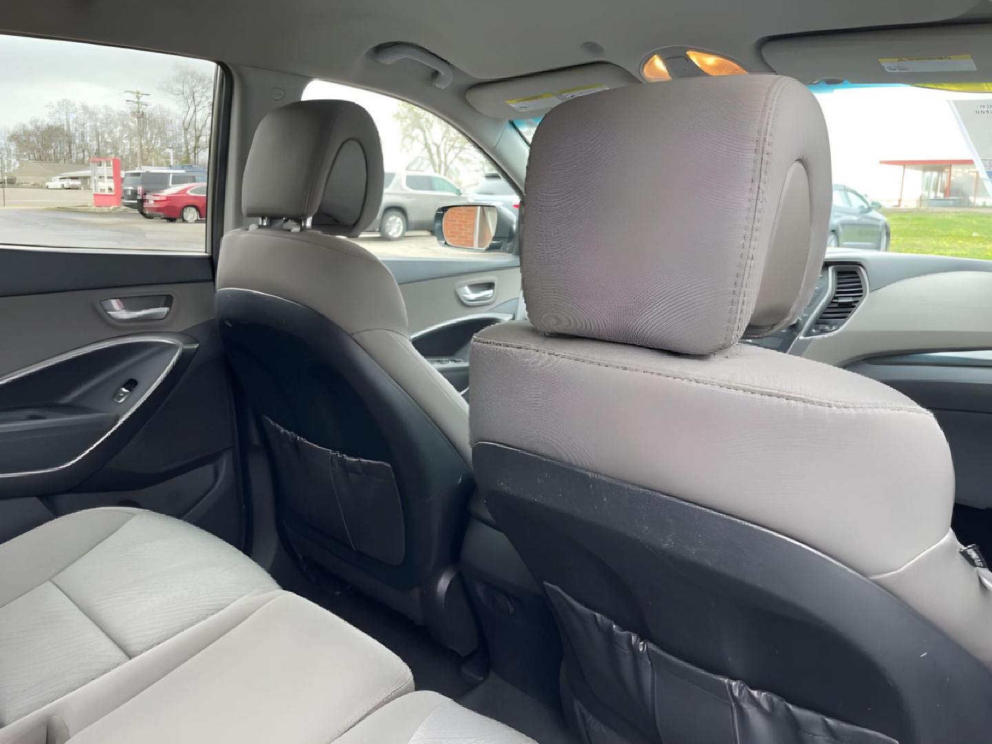 2014 Mineral Gray Hyundai Santa Fe Sport 2.4 FWD (5XYZU3LB3EG) with an 2.4L L4 DOHC 16V engine, 6-Speed Automatic transmission, located at 1099 N County Rd 25A, OH, 45373, (937) 908-9800, 40.057079, -84.212883 - Photo#10