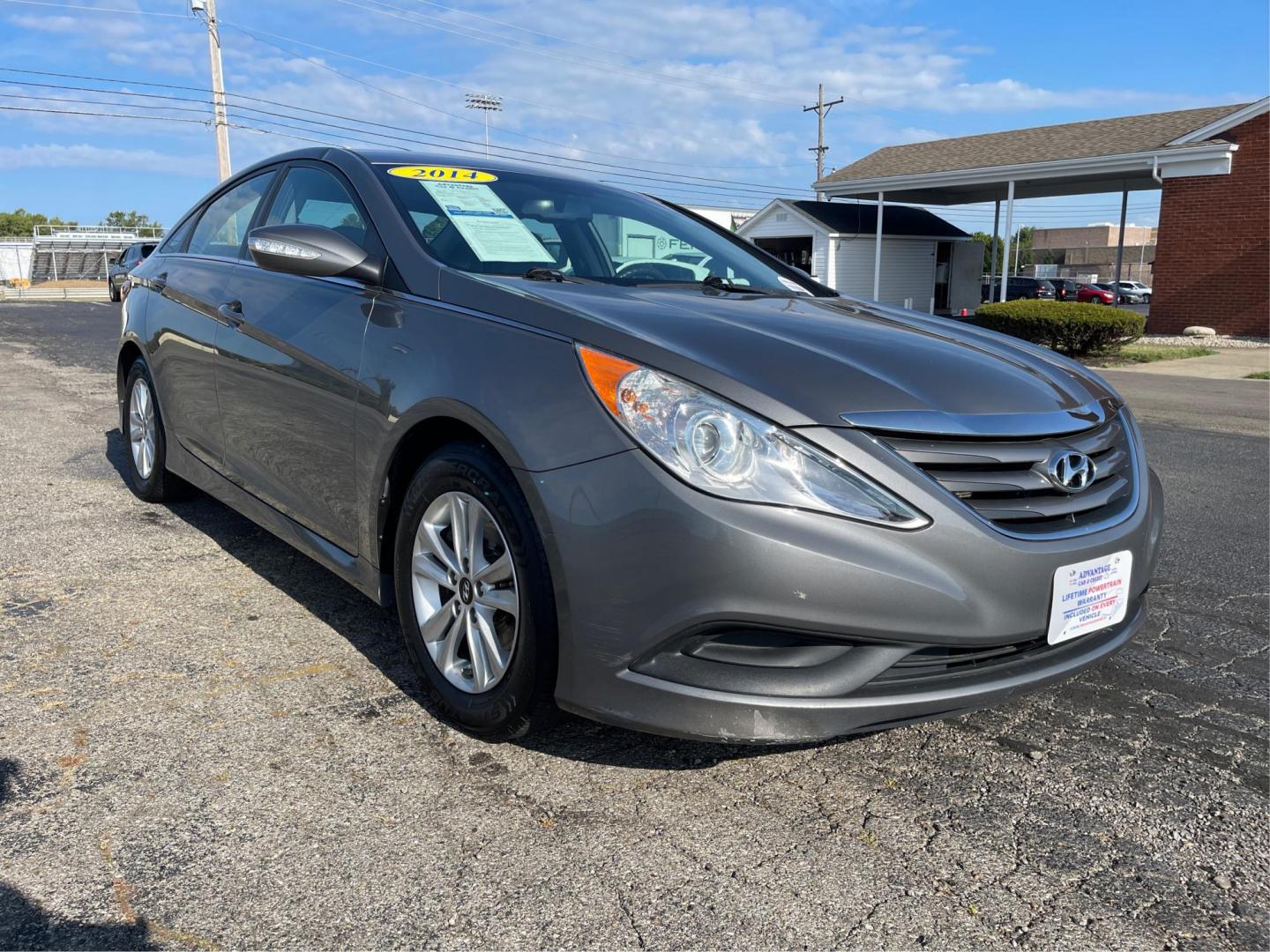 2014 Harbor Gray Metallic Hyundai Sonata GLS (5NPEB4AC8EH) with an 2.4L L4 DOHC 16V engine, 6-Speed Automatic transmission, located at 1184 Kauffman Ave, Fairborn, OH, 45324, (937) 908-9800, 39.807365, -84.029114 - Photo#20