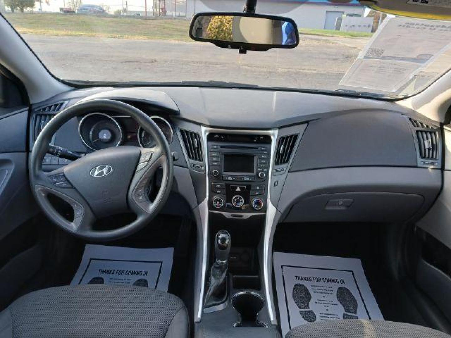 2014 Harbor Gray Metallic Hyundai Sonata GLS (5NPEB4AC8EH) with an 2.4L L4 DOHC 16V engine, 6-Speed Automatic transmission, located at 880 E. National Road, Vandalia, OH, 45377, (937) 908-9800, 39.892189, -84.181015 - Photo#7