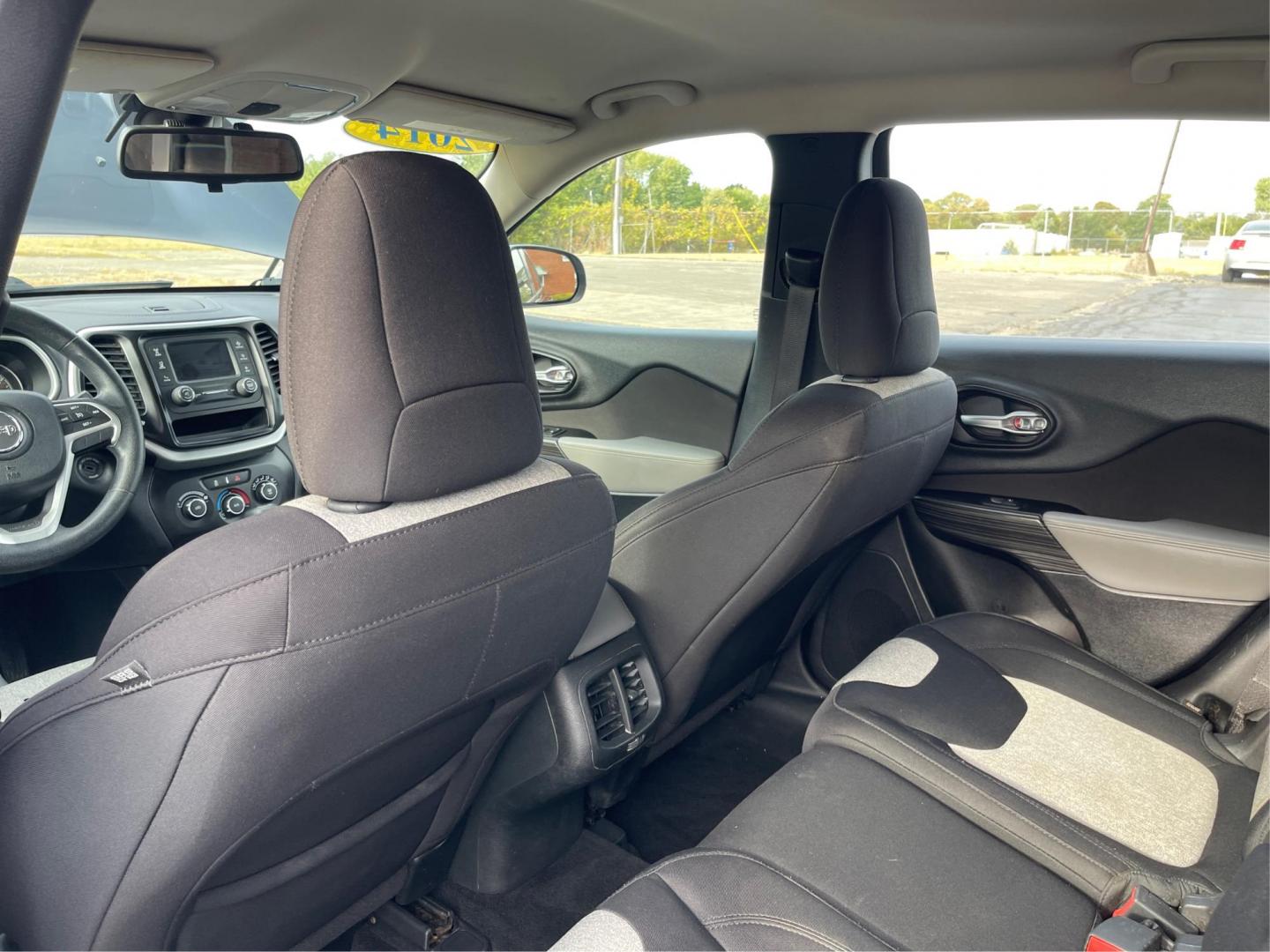 2014 Brilliant Black Crystal P Jeep Cherokee Sport 4WD (1C4PJMAB8EW) with an 2.4L L4 DOHC 16V engine, 9-Speed Automatic transmission, located at 401 Woodman Dr, Riverside, OH, 45431, (937) 908-9800, 39.763779, -84.122063 - Photo#9